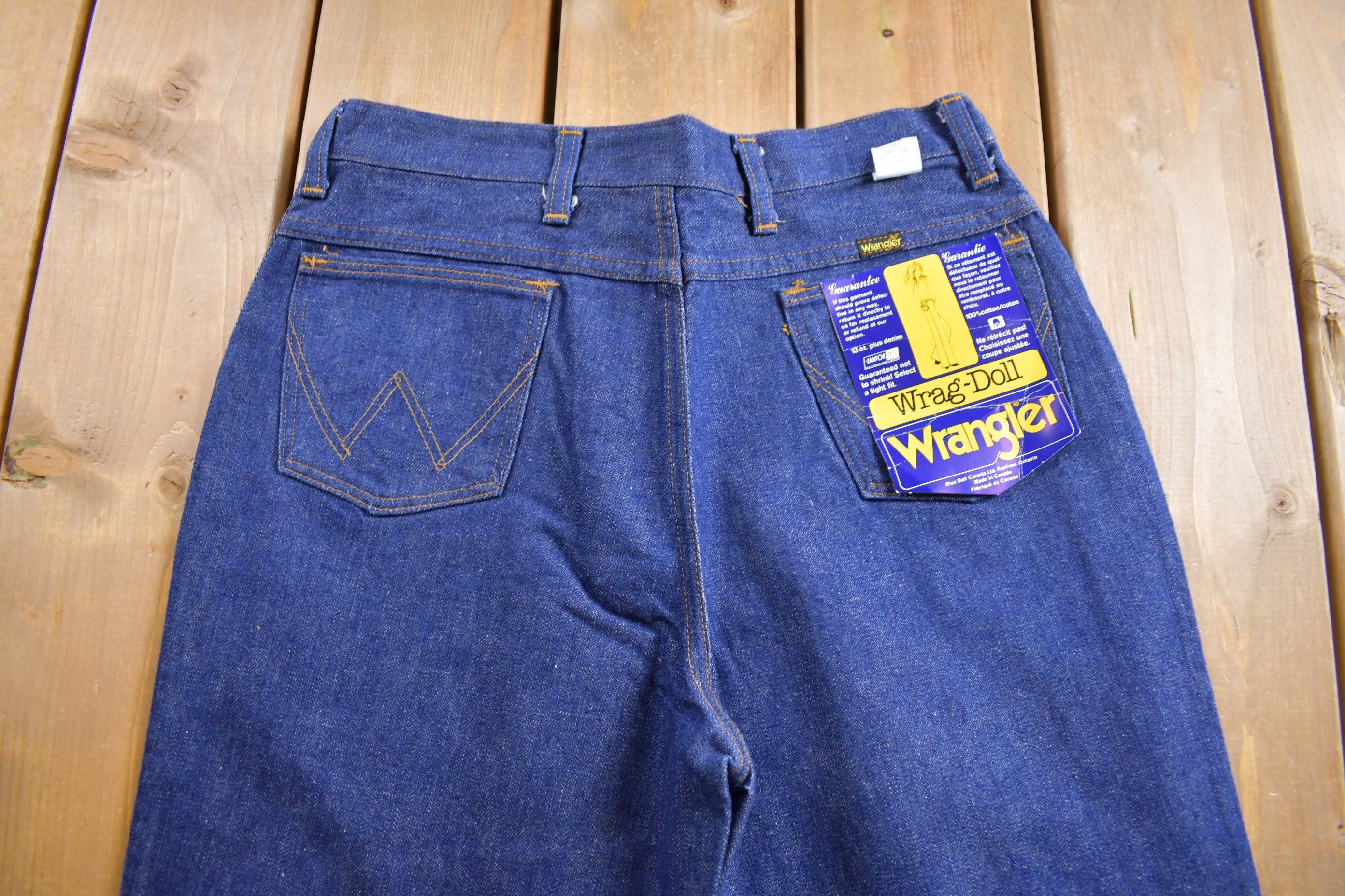 Vintage 1970s Deadstock Wrangler Wrag-Doll Bell Bottom Women's Jeans Size 31 x 32