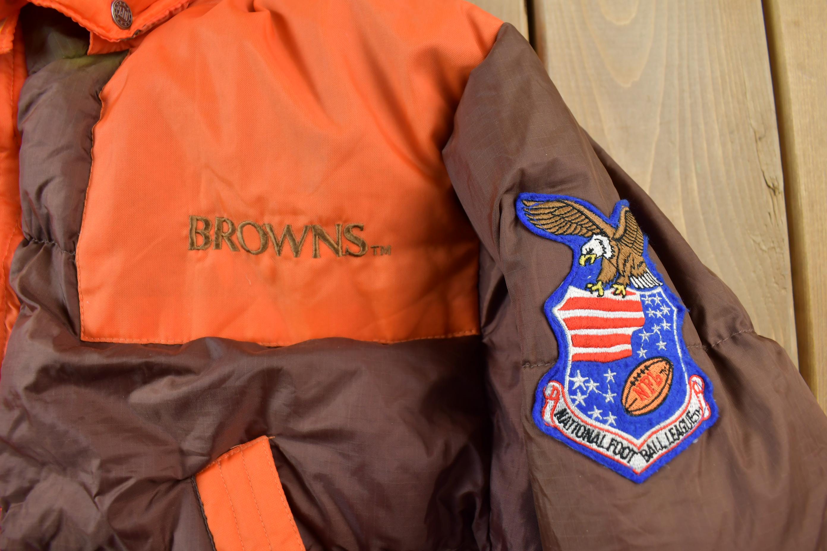 Vintage 1990s Cleveland Browns NFL Game Day Embroidered Windbreaker