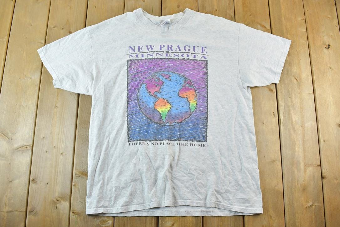 Vintage 1990s New Prague Minnesota Single Stitch T-Shirt