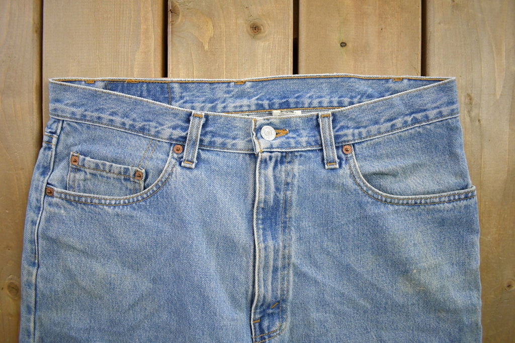 Vintage 1990s Levi's 550 Jeans Size 35x32