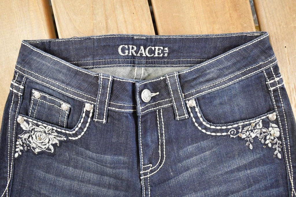 Vintage Deadstock Y2K Grace In LA Bedazzled Bootcut Low Rise Jeans Women's Size 26 x 32