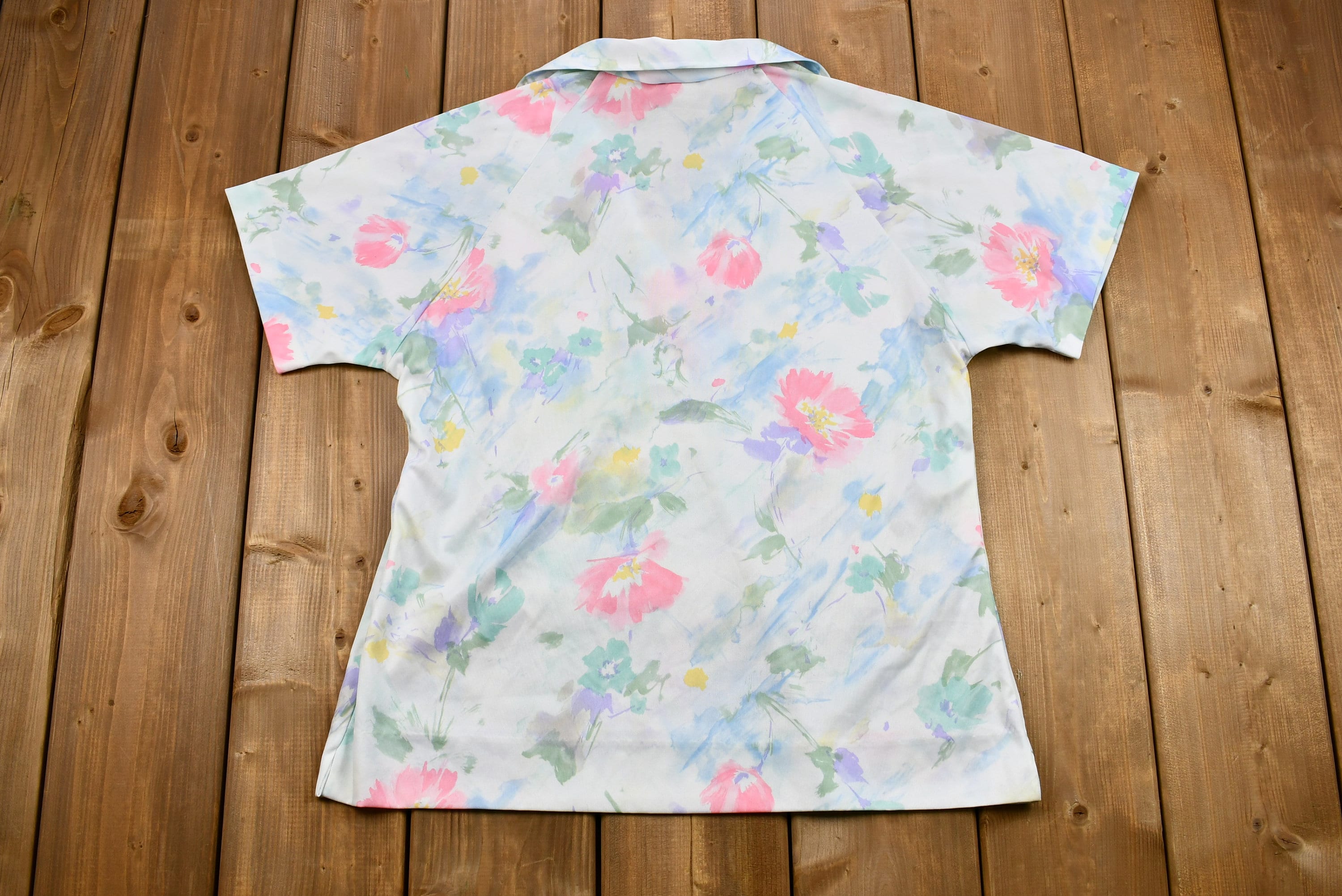 Vintage 1960s Pastel Floral Polyester Short Sleeve Blouse