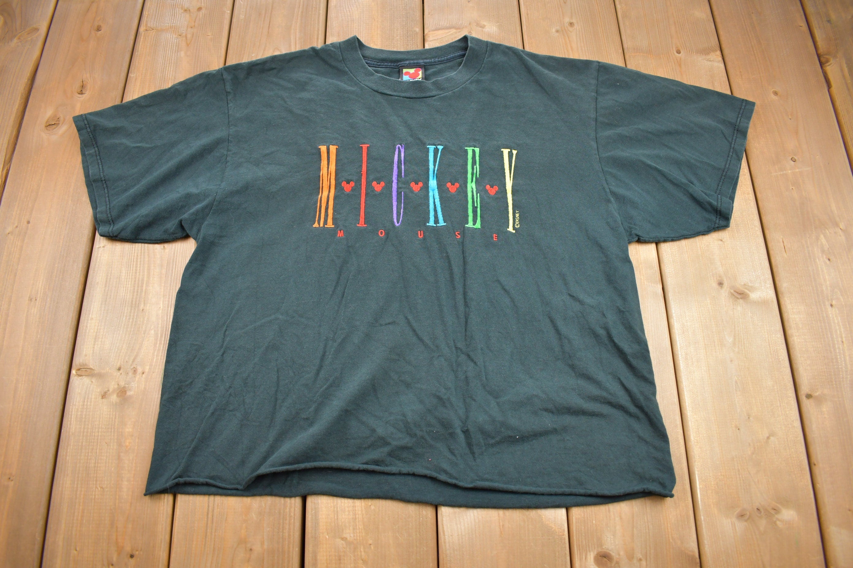 Vintage 1990s Mickey Mouse Embroidered Cartoon Cropped T-Shirt