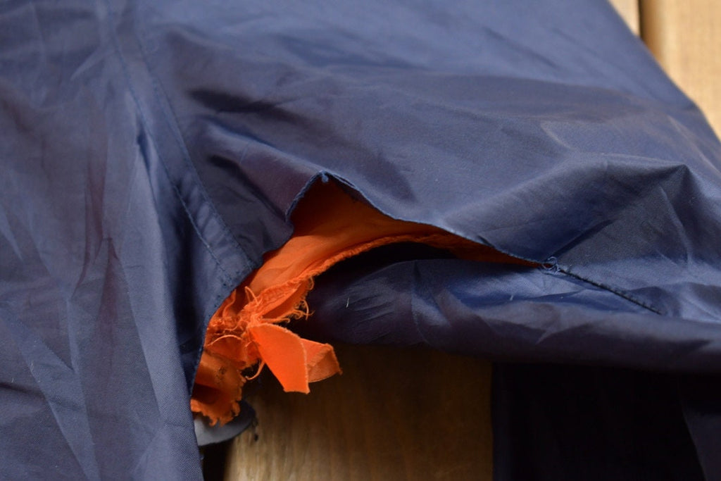 Vintage 1990s Chicago Bears NFL Windbreaker Jacket
