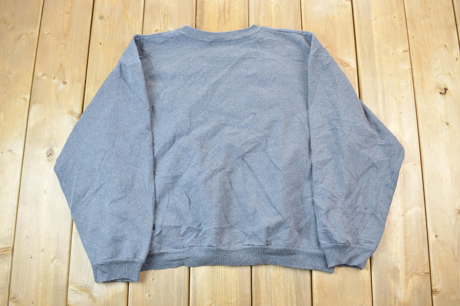 Vintage 1990s Ducks Unlimited White And Black Wolves Crewneck / Souvenir / Vintage Sweatshirt / Outdoorsman / Wilderness Sweatshirt