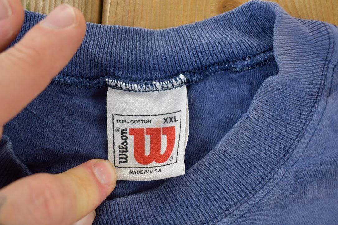 Vintage 1990s Wilson Souvenir Single Stitch Graphic Print T-Shirt