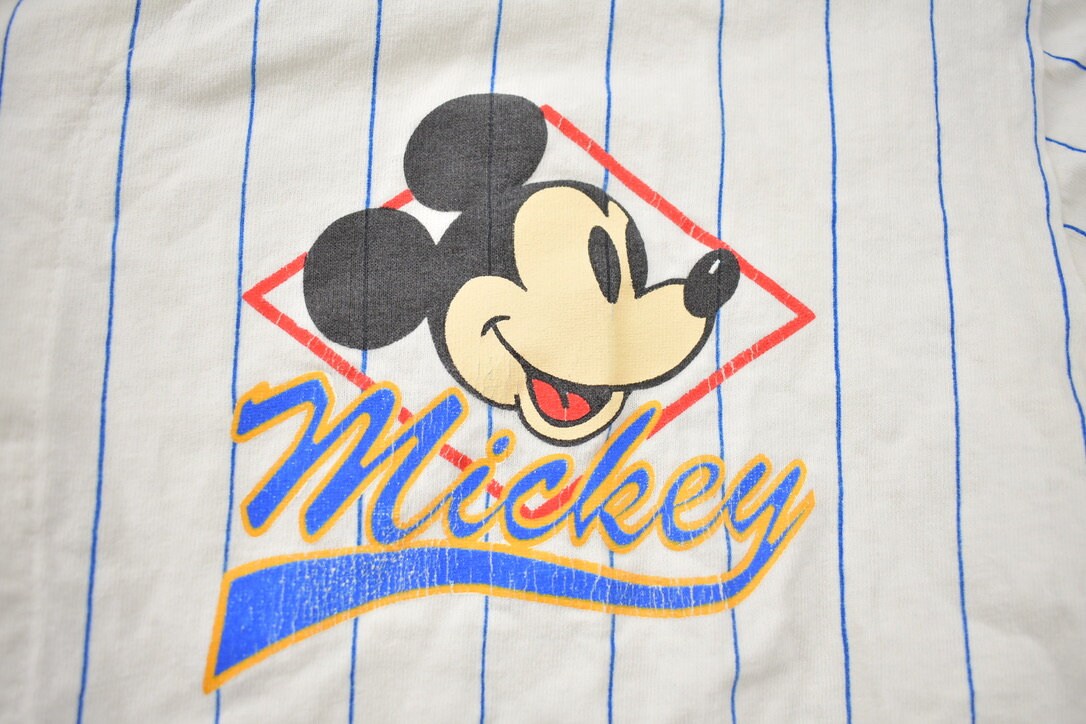 Vintage 1990s Disney Mickey Mouse Baseball Graphic T-Shirt