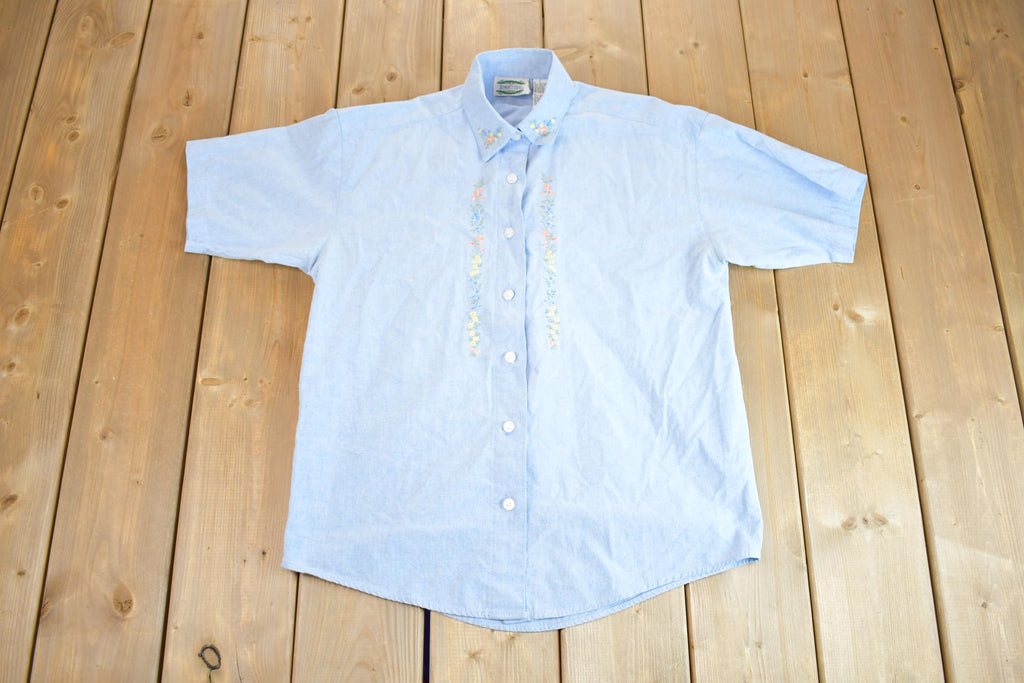 Vintage 1990s Separate Issue Floral Embroidered Jean Short Sleeve Button Up Shirt