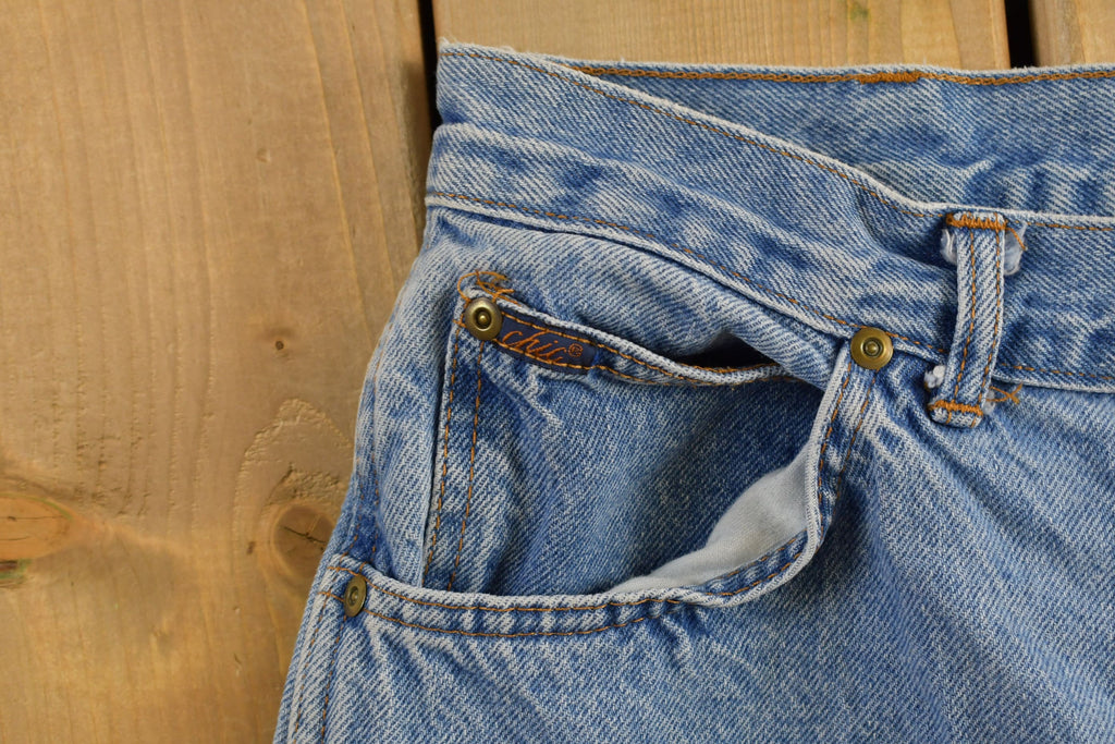 Vintage 1980s Chic Blue Wash Relaxed Fit Tapered Leg Jeans