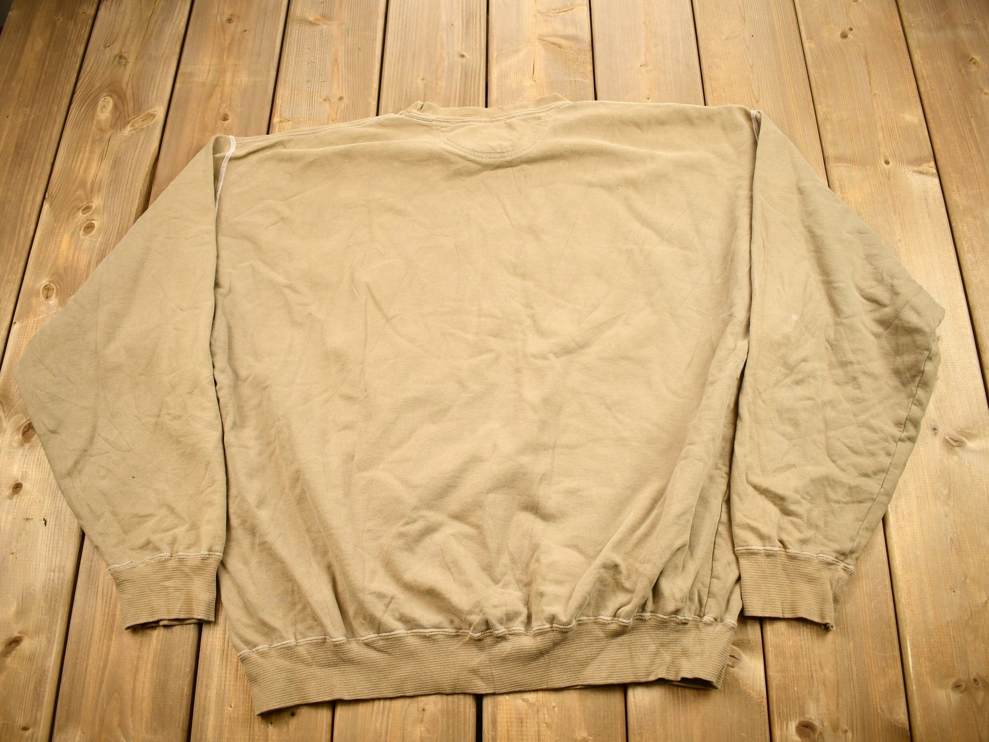 Vintage 1990s Chaps Ralph Lauren Beige Crewneck Sweatshirt / 90s Crewneck / Embroidered / Athleisure / Streetwear / Vintage Ralph Lauren