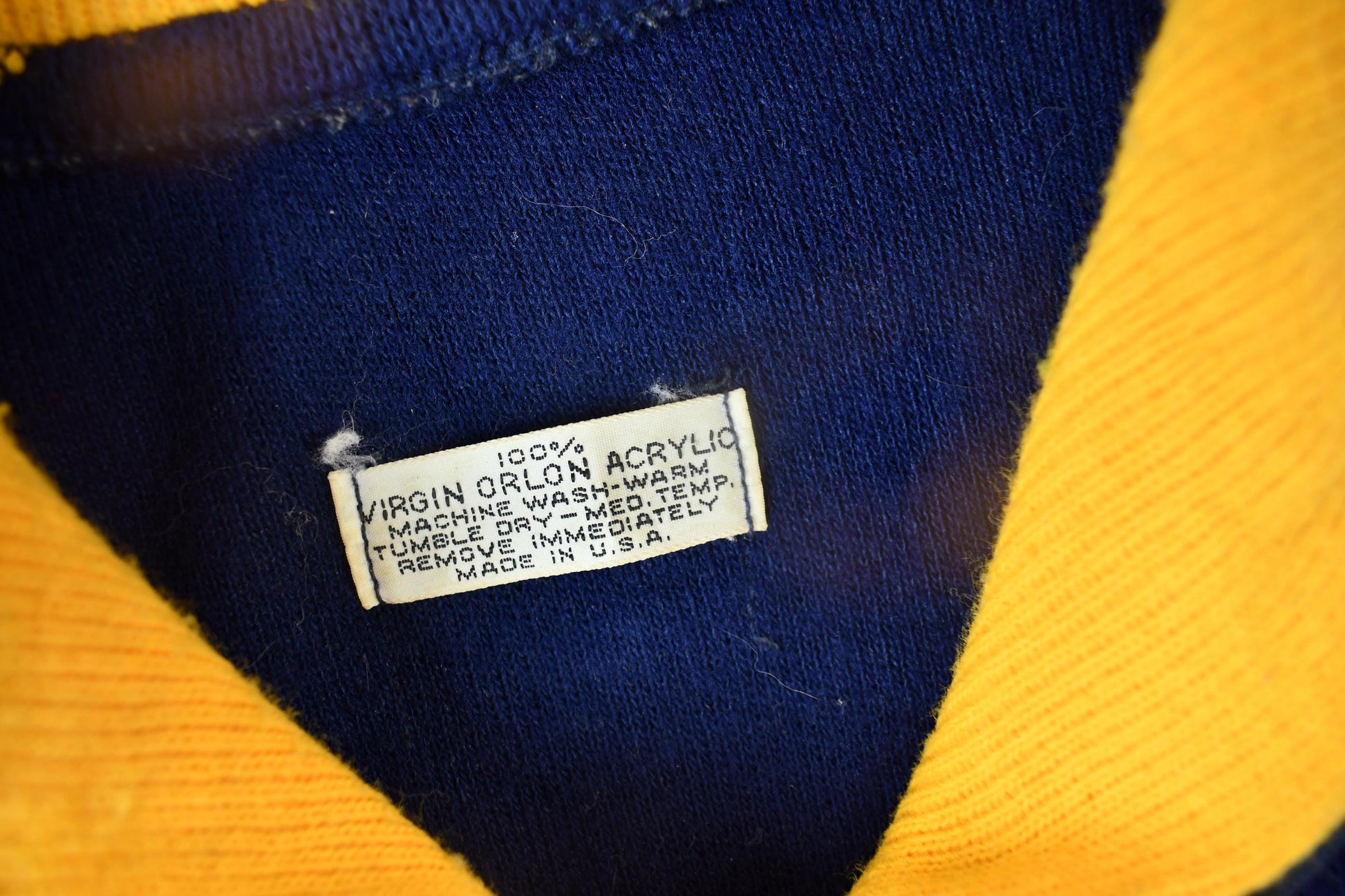 Vintage 1970s Zip Collar Knit Sweater