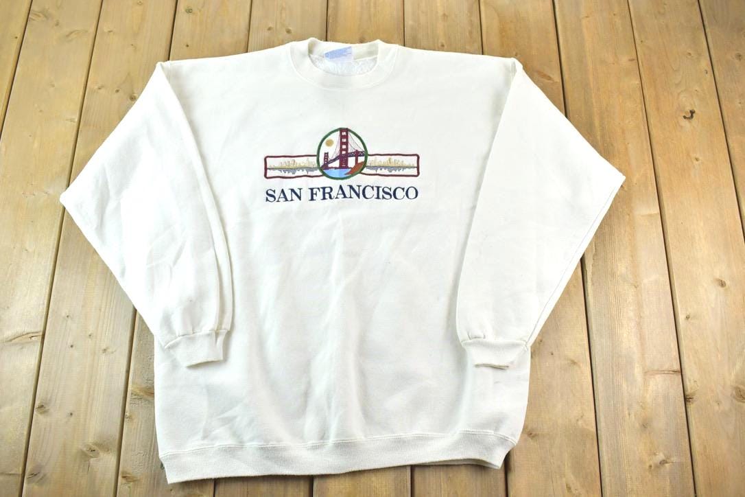 Vintage 1990s San Francisco Golden Gate Bridge Crewneck Sweatshirt Made In USA