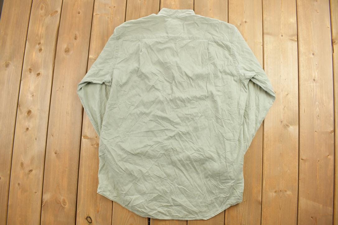 Vintage 1990s VAN HEUSEN Button Up Shirt