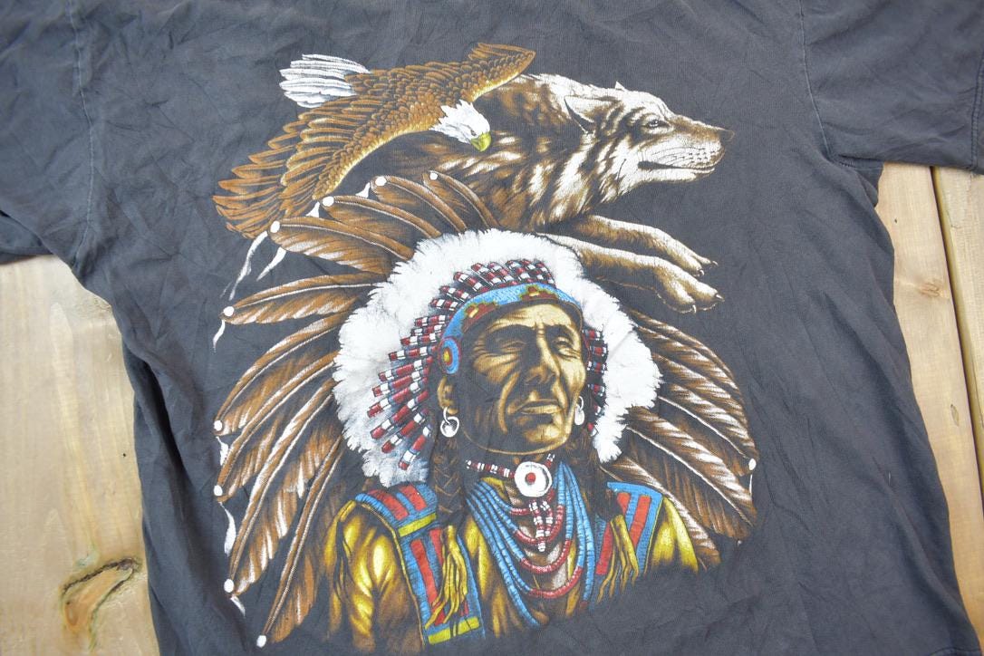 Vintage 1990s Native American Graphic T Shirt Size L