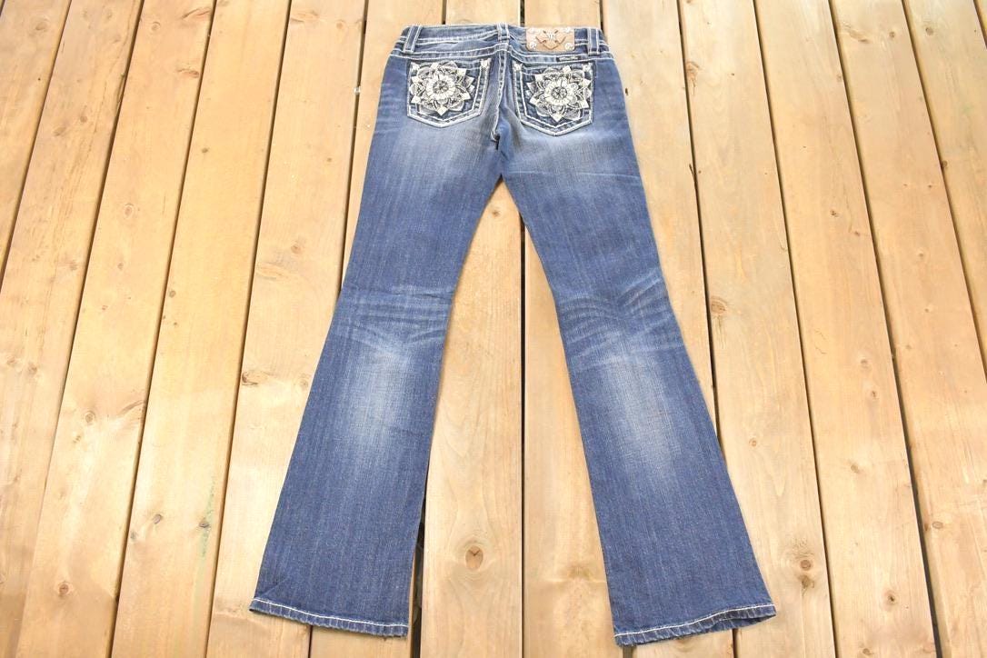 Vintage Deadstock Y2K Miss Me Bedazzled Low Rise Jeans Women's Size 26x31
