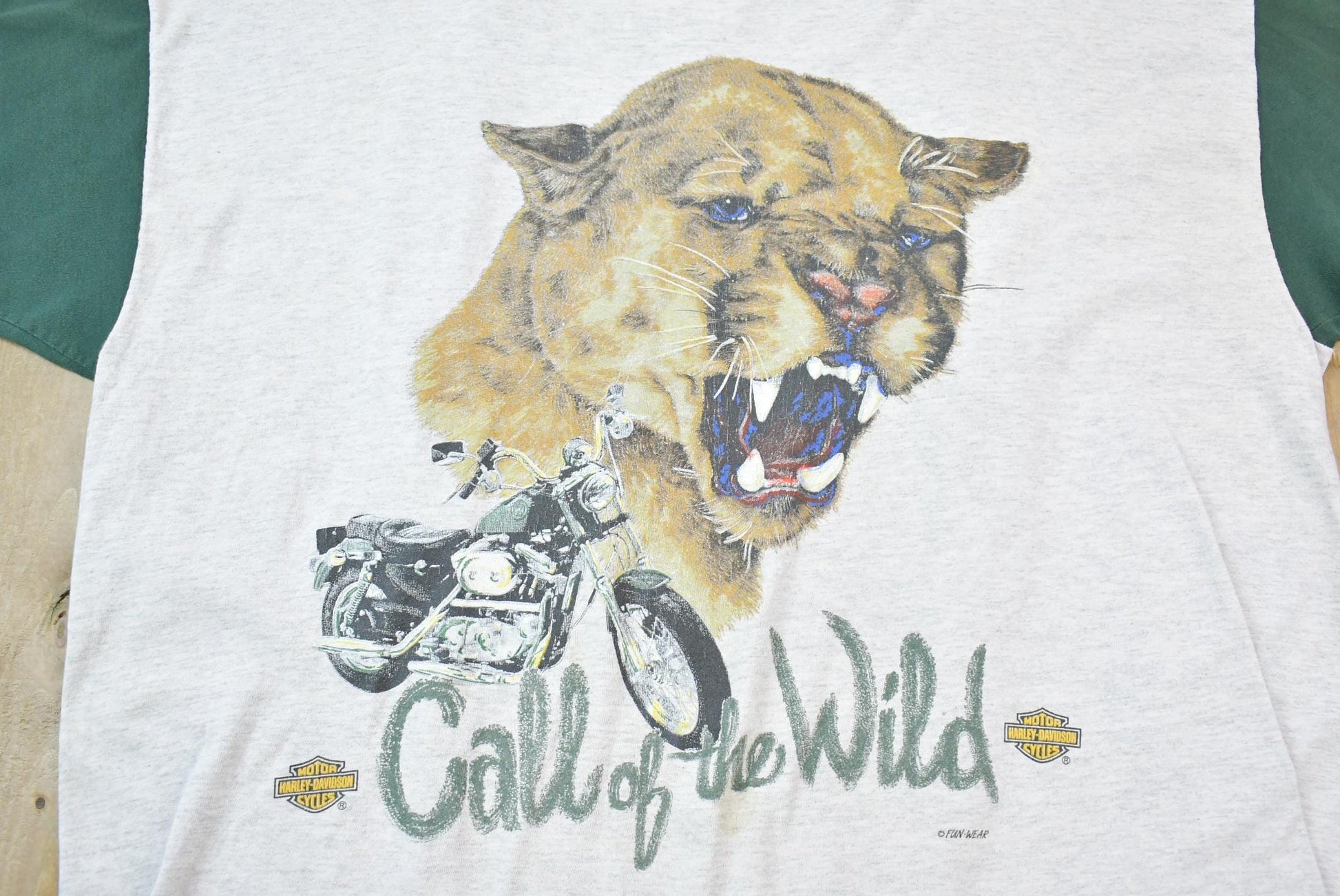 Vintage 1992 Harley Davidson Motorcycles Call Of The Wild Cougar Graphic T-Shirt