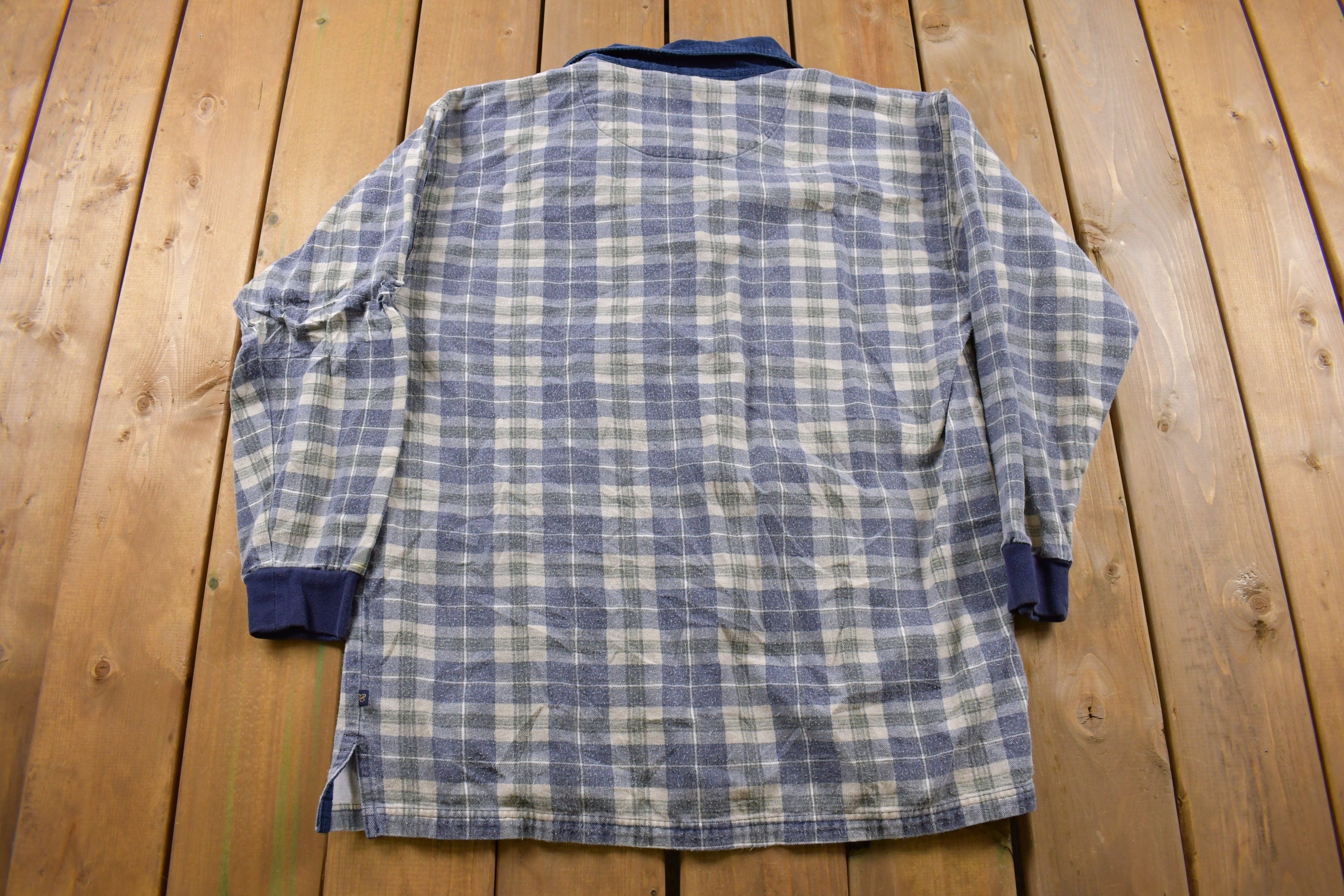 Vintage 1990s DB Classic Plaid Collared Crewneck Sweatshirt