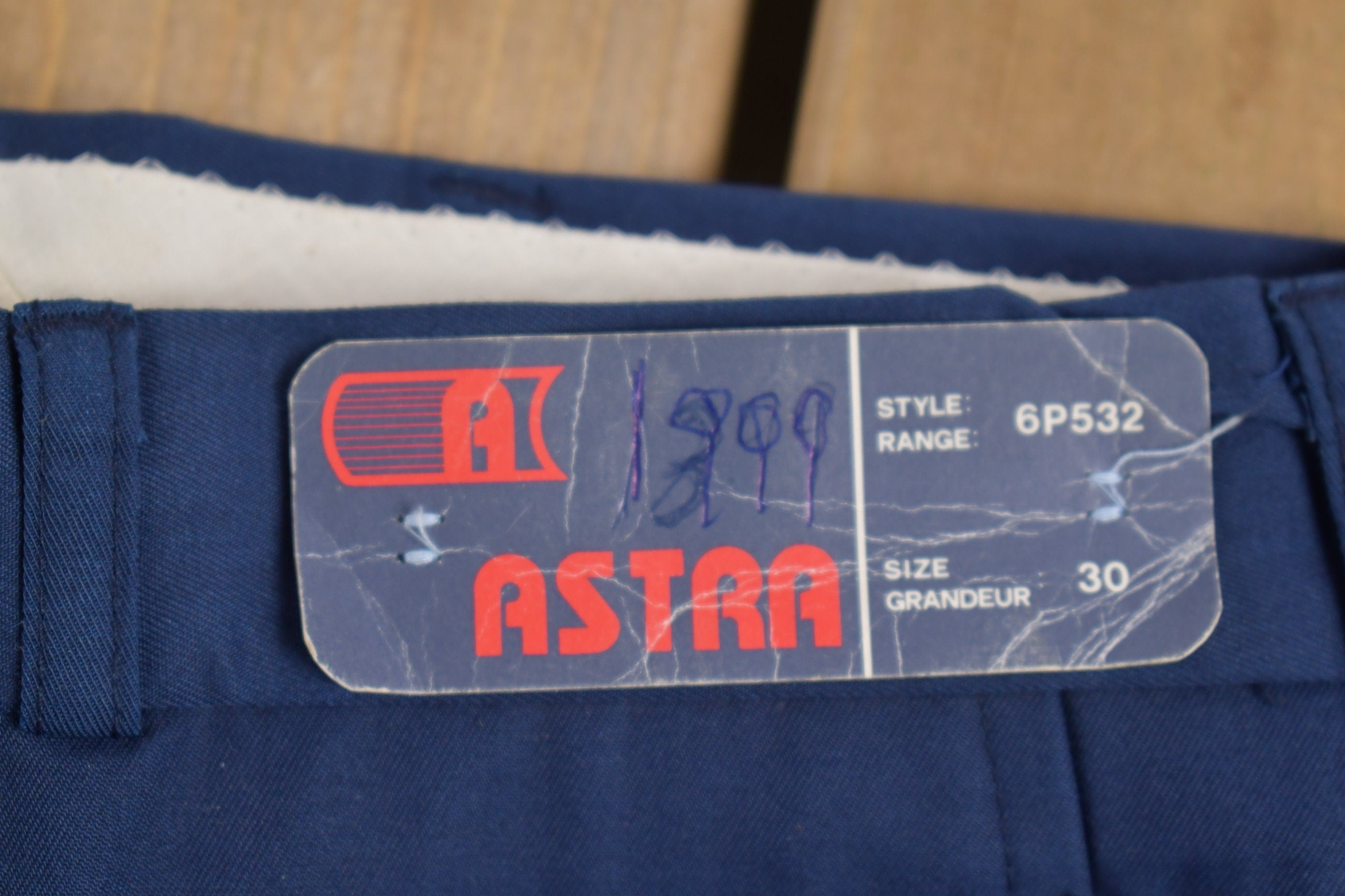 Deadstock Vintage 1980s Astra Workwear Pleated Shorts 29 x 6.5