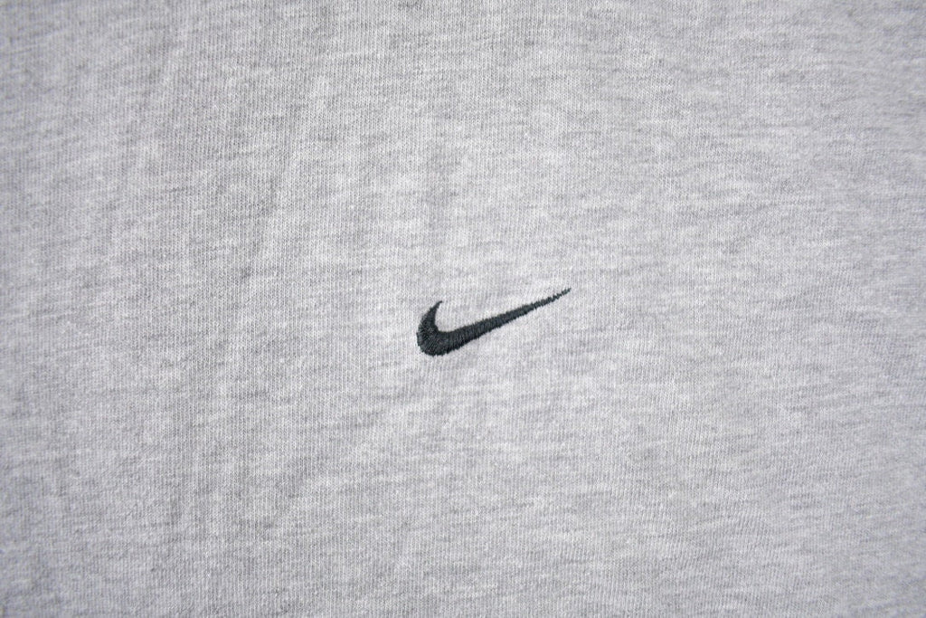 Vintage 1997 Nike Embroidered Mini Swoosh T-Shirt Size XL