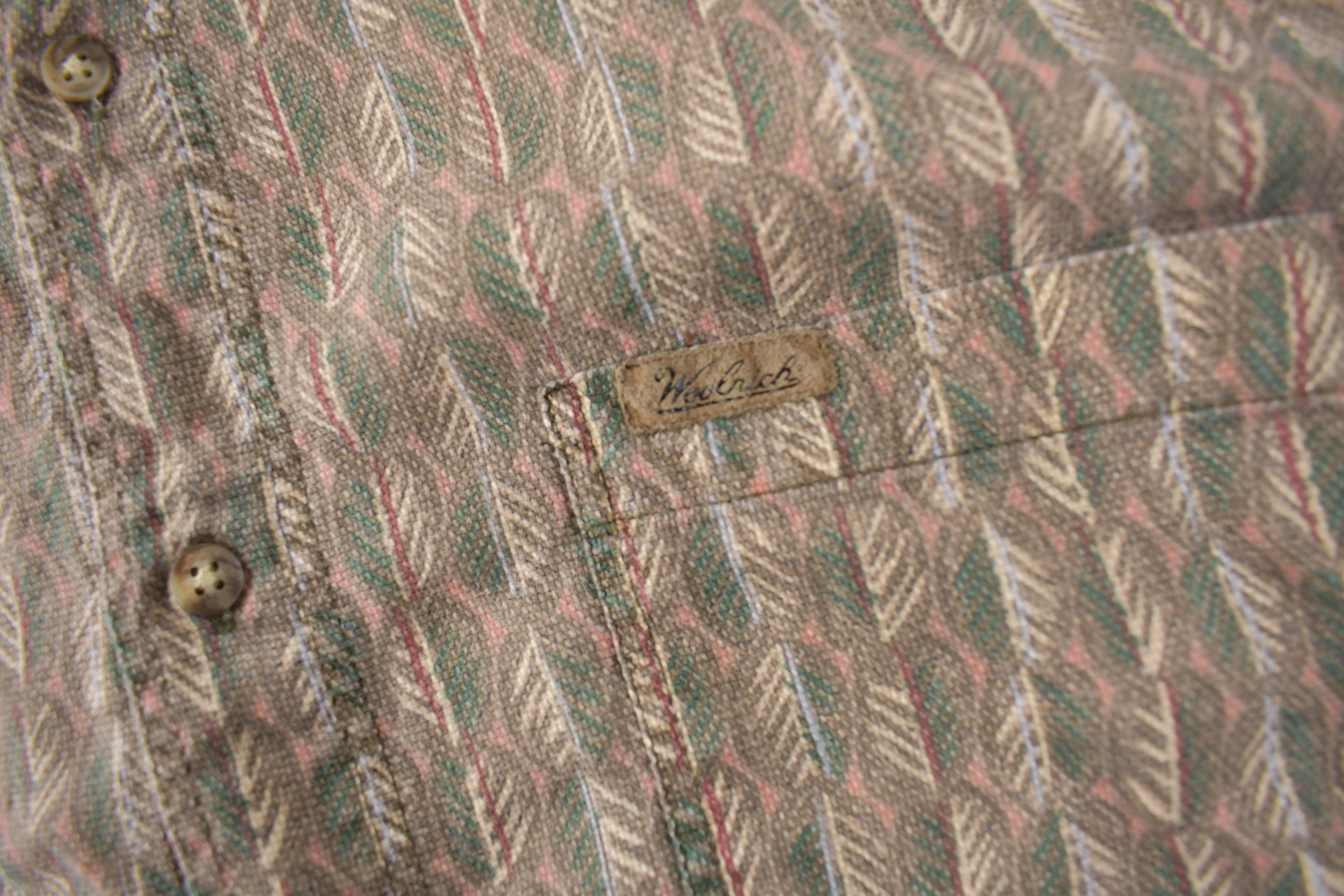 Vintage 1990s Woolrich All Over Print Button Up Shirt Size XL