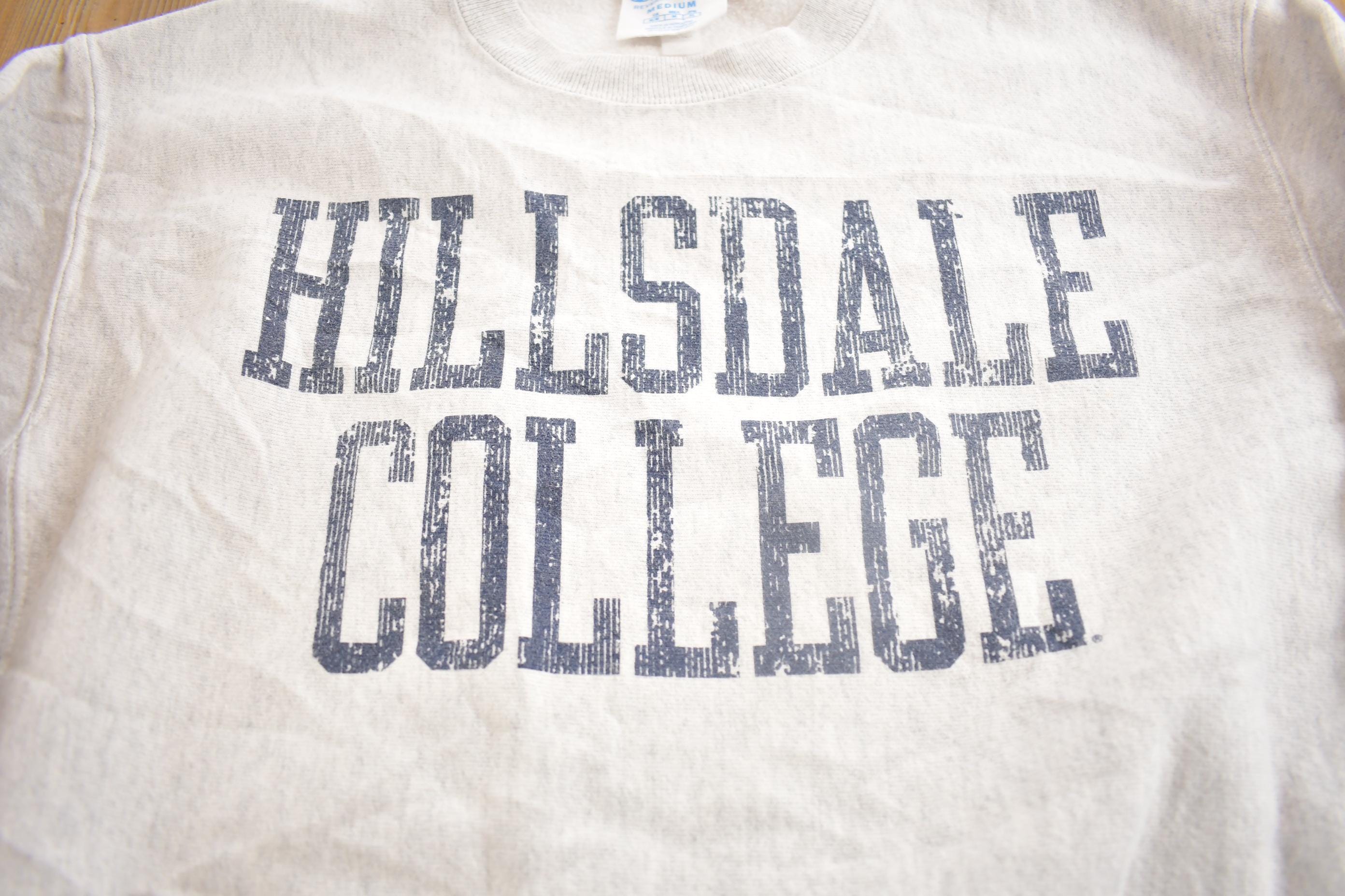 Vintage 1990s HIllsdale College Champion Reverse Weave Crewneck Made In USA