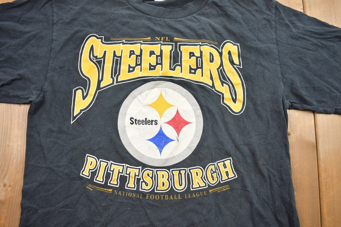 Vintage 1998 Pittsburgh Steelers National Football League Graphic T-Shirt