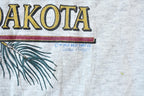 Vintage 1990s Mount Rushmore South Dakota Graphic Single Stitch Souvenir Travel T-Shirt