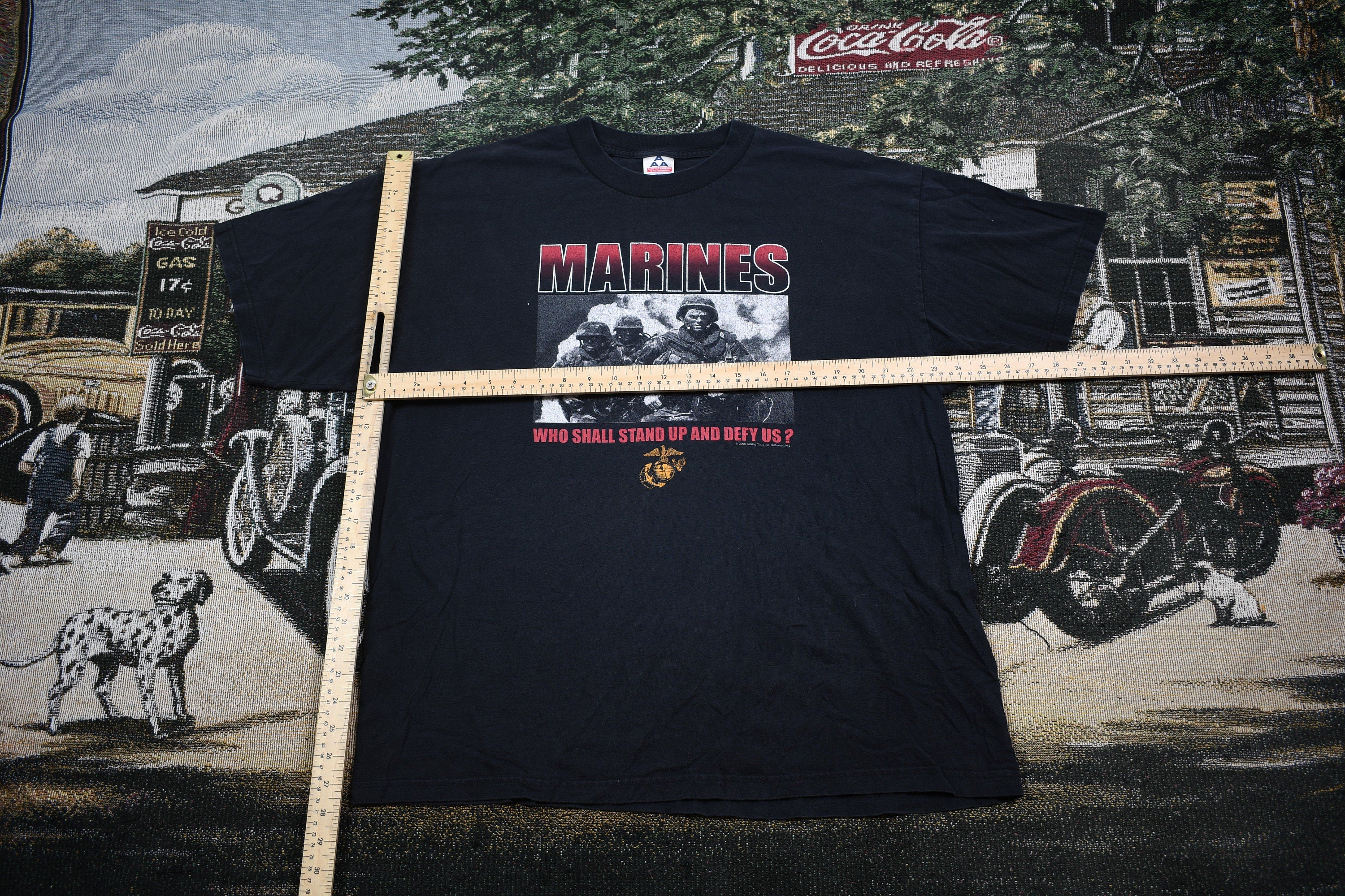Vintage 2000 Marines Graphic T Shirt