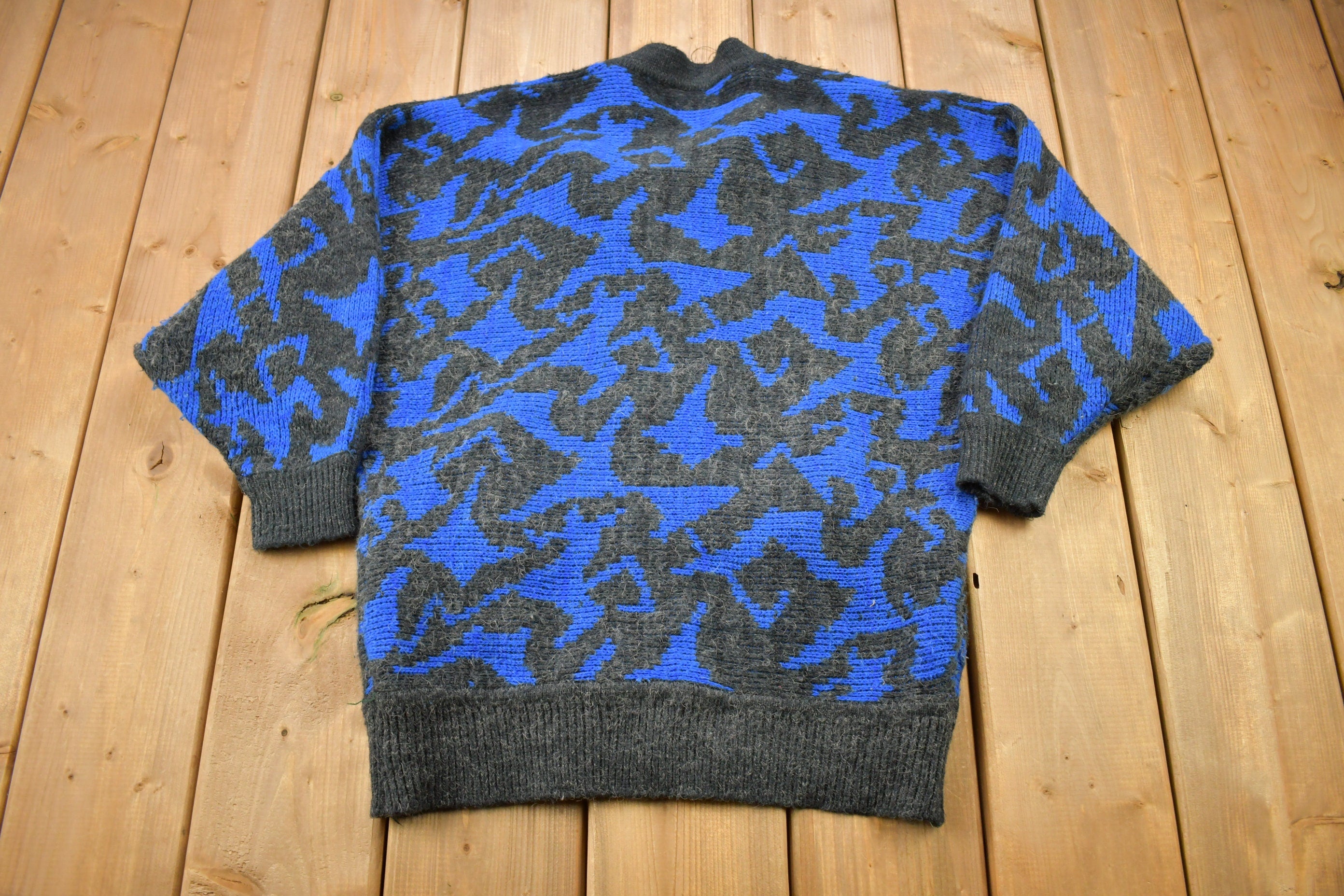 Vintage 1990s All Over Pattern Knitted Cardigan Sweater