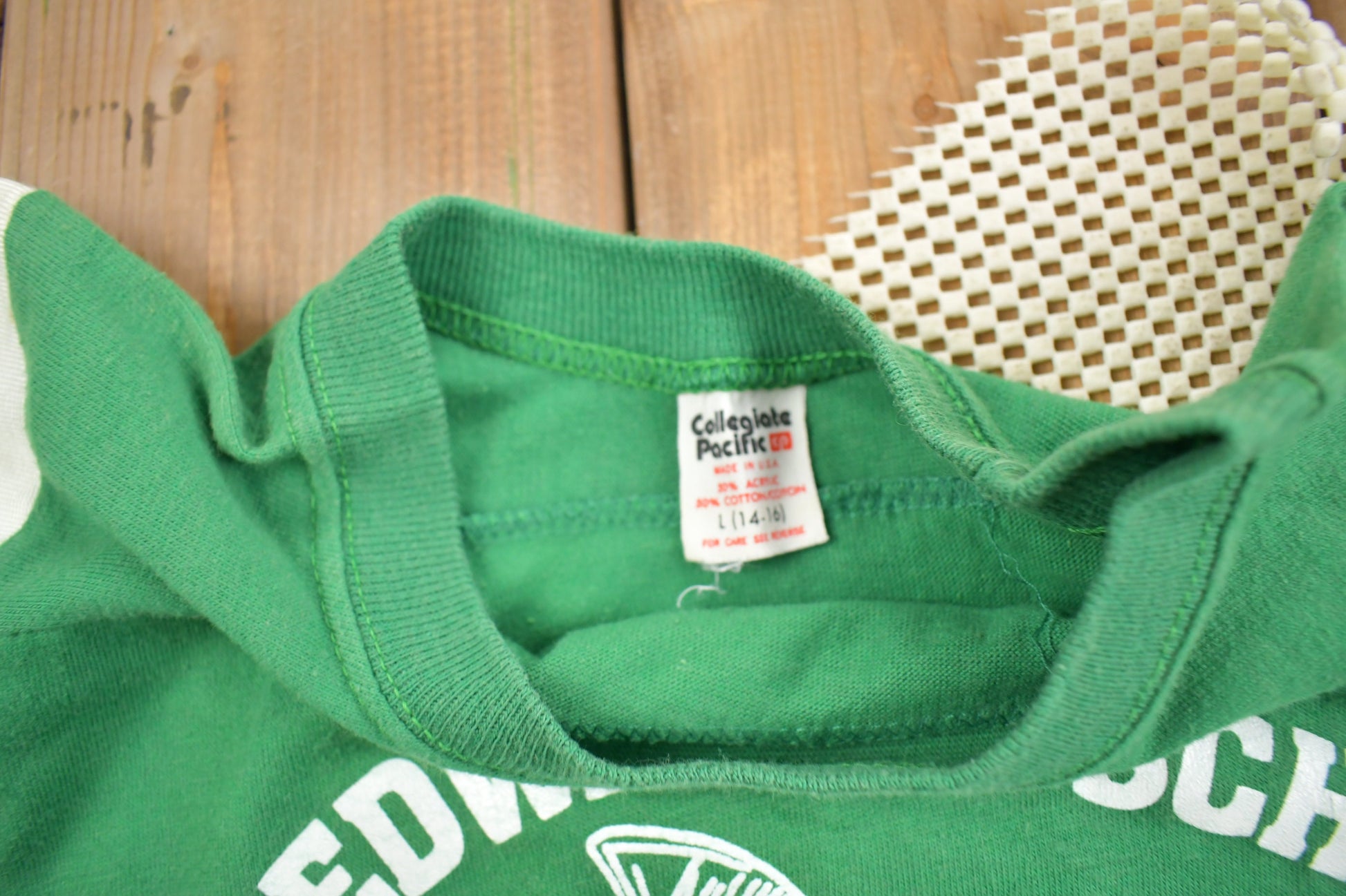 Vintage 1980s St Edwards School Graphic T Shirt / Vintage T Shirt / Streetwear / Collegiate Graphic / Single Stitch / Made In USA