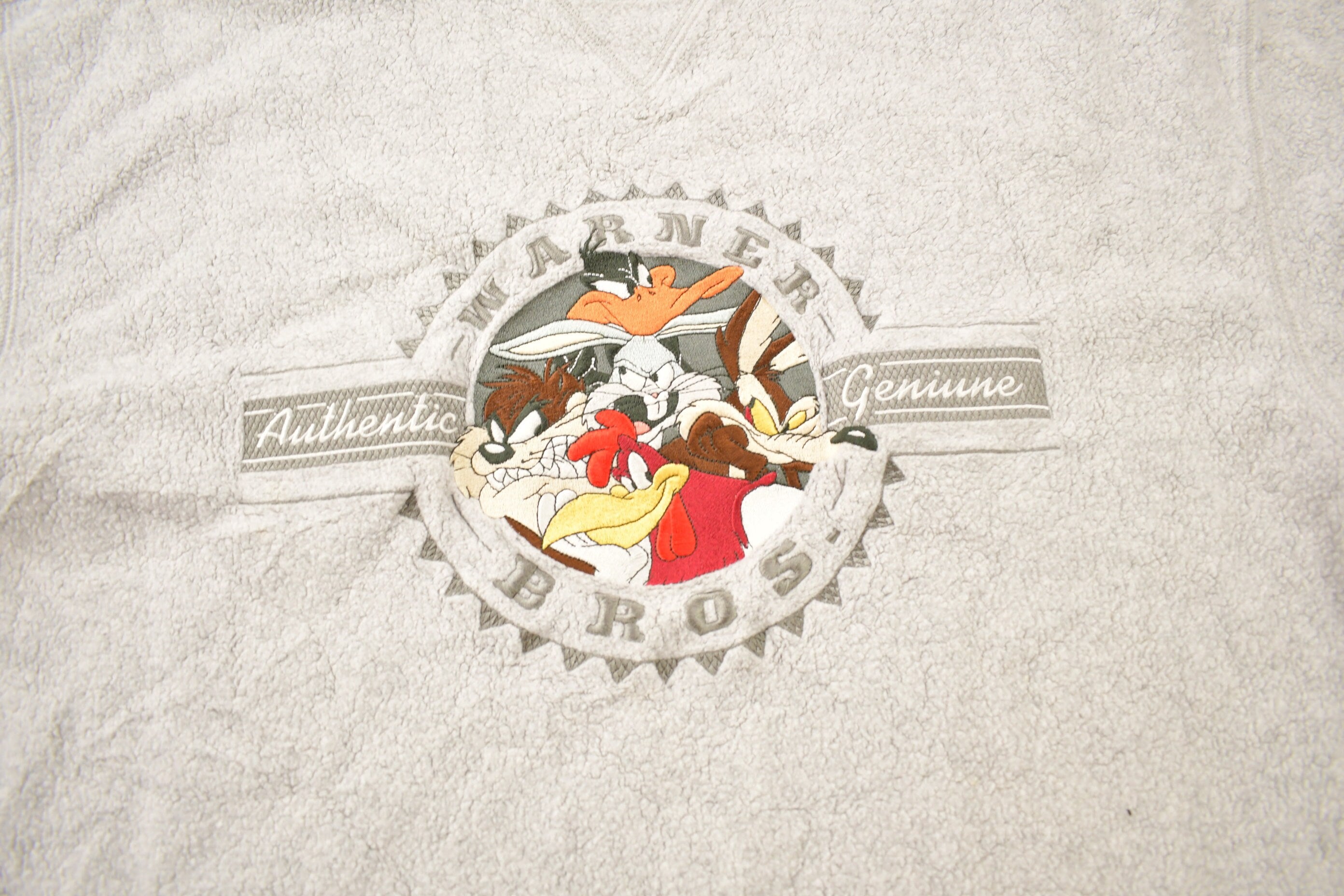 Vintage 2000 Looney Tunes Embroidered Fleece Crewneck Sweatshirt