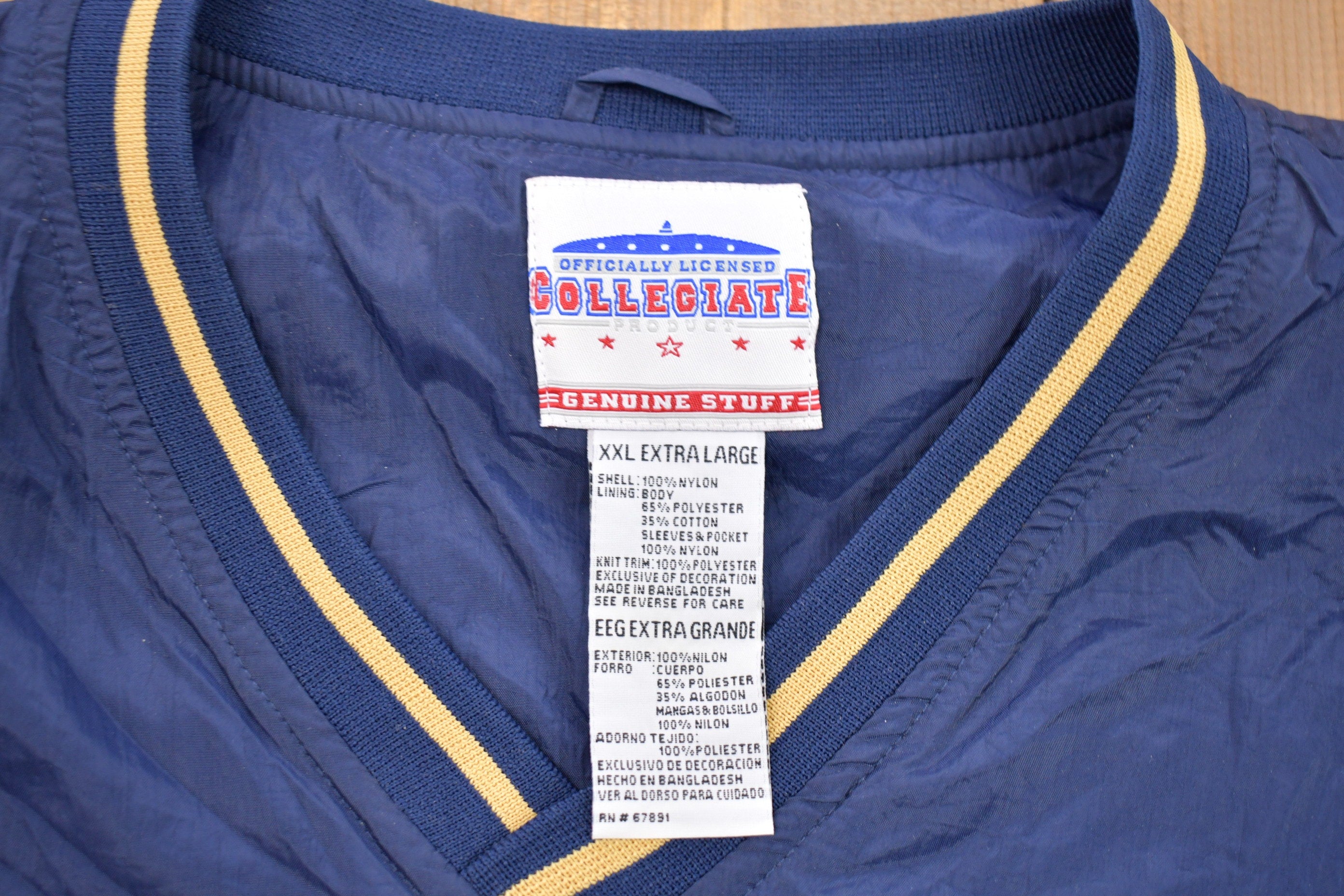 Vintage 1990s Champion Notre Dame Graphic Windbreaker Jacket