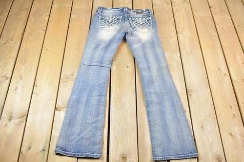 Vintage Y2K Miss Me Bedazzled Low Rise Jeans Size 26x32 / Boot Cut Jeans / Y2K Style / Embroidered Jeans / 2000s / Contrast Stitching