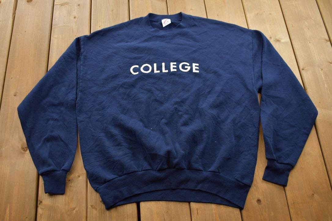 Vintage 1990s College Graphic Collegiate Crewneck Sweatshirt