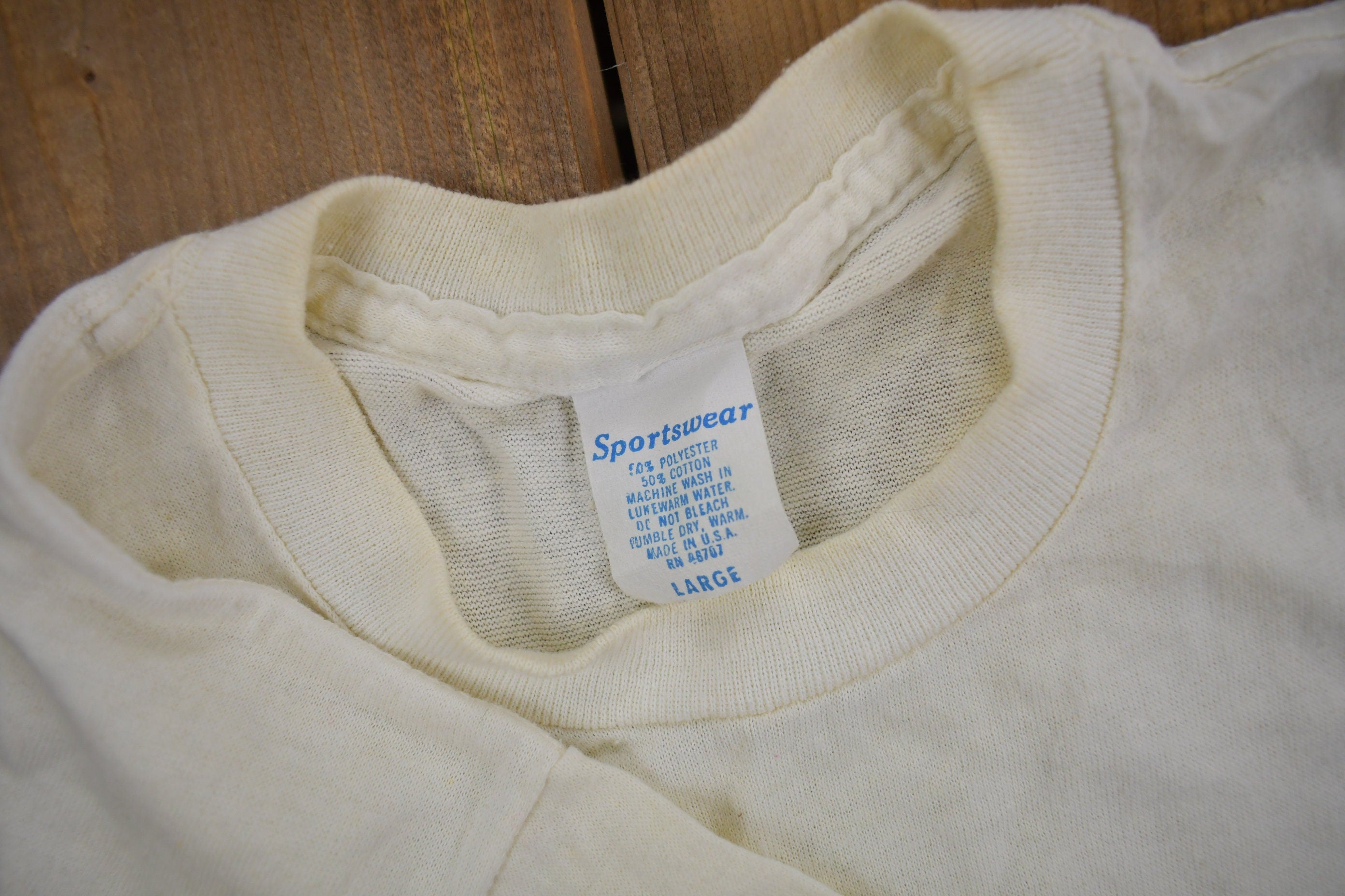 Vintage 1970S The Jewelry Institute Graphic T Shirt