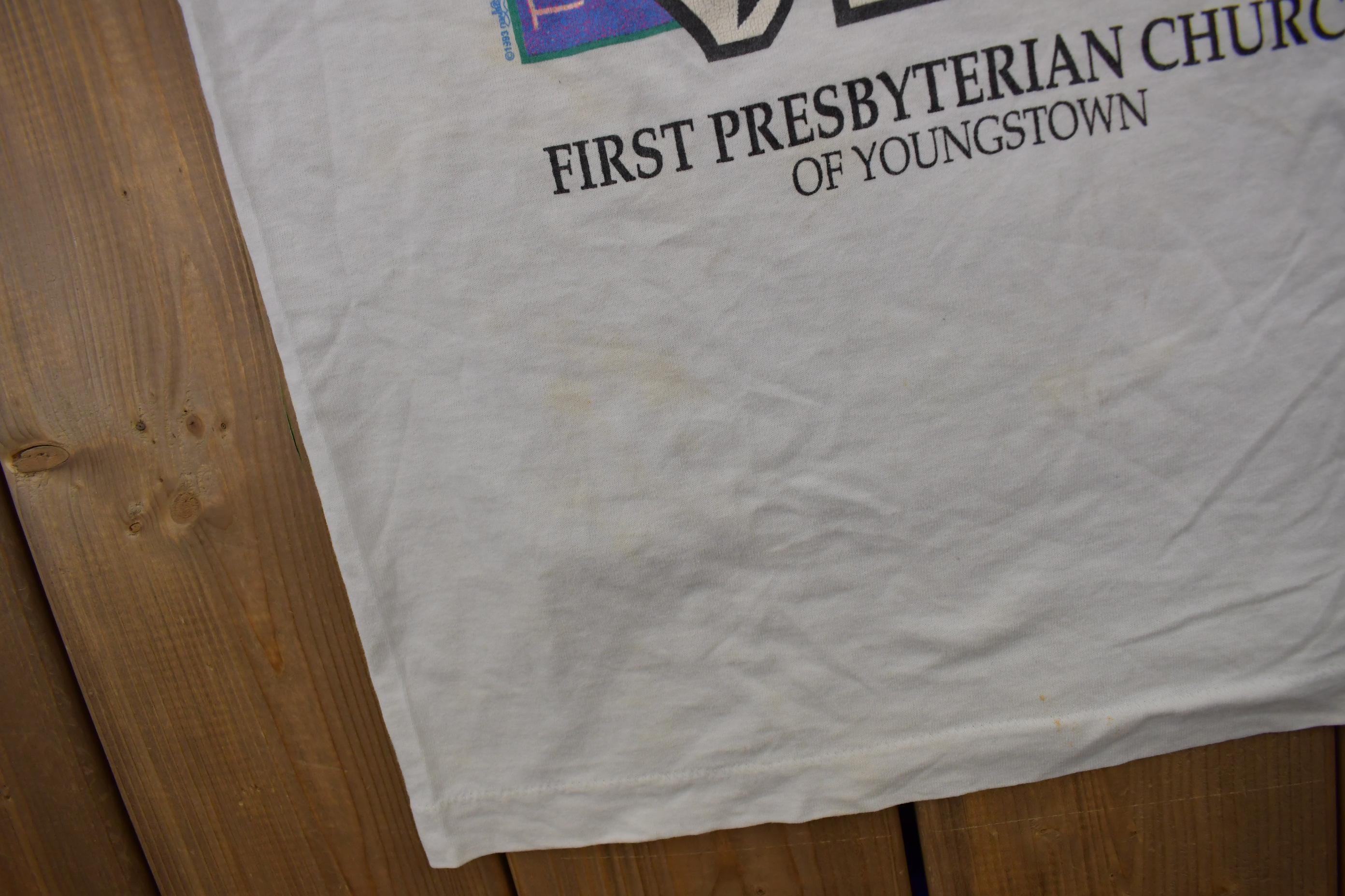 Vintage 1990s Trust In Jesus Youngstown Ohio Souvenir Church T-Shirt