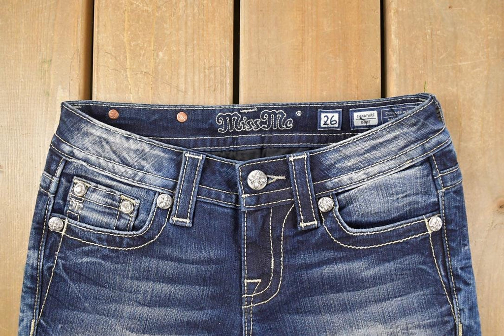 Vintage Deadstock Y2K Miss Me Bedazzled Low Rise Jeans Women's Size 26x31