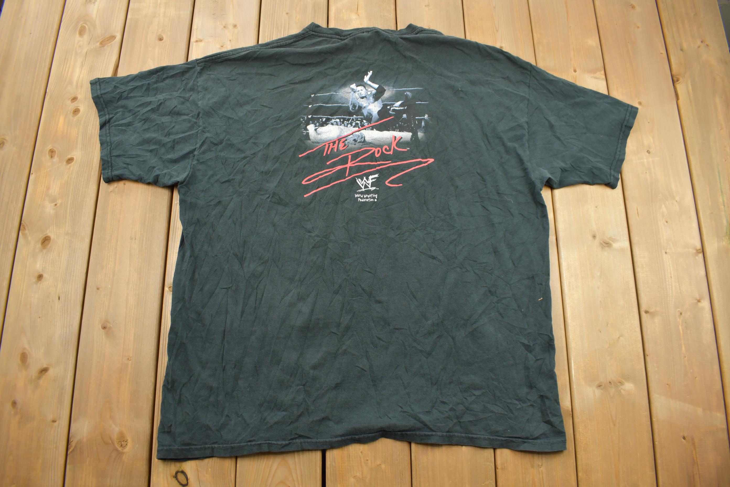 Vintage 1998 The Rock Layin' The Smack Down Graphic T-Shirt