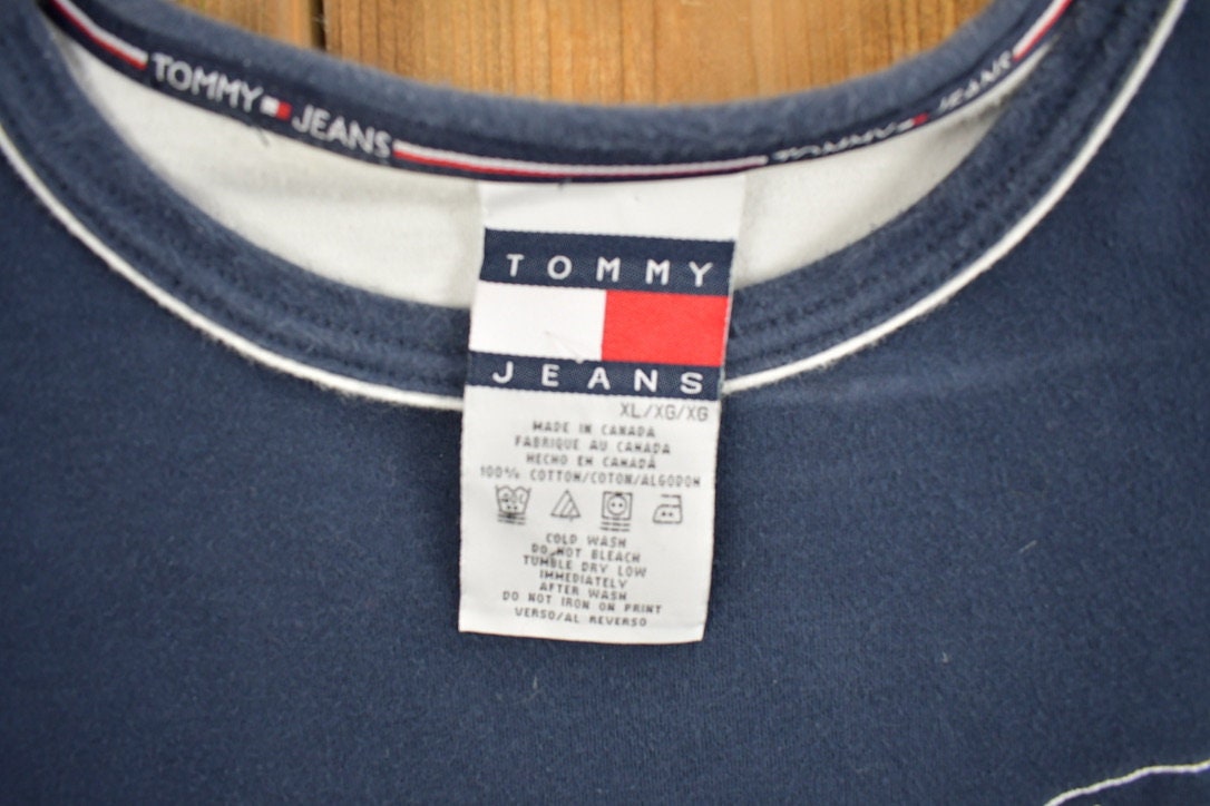 Vintage 1990s Tommy Hilfiger Graphic T-Shirt