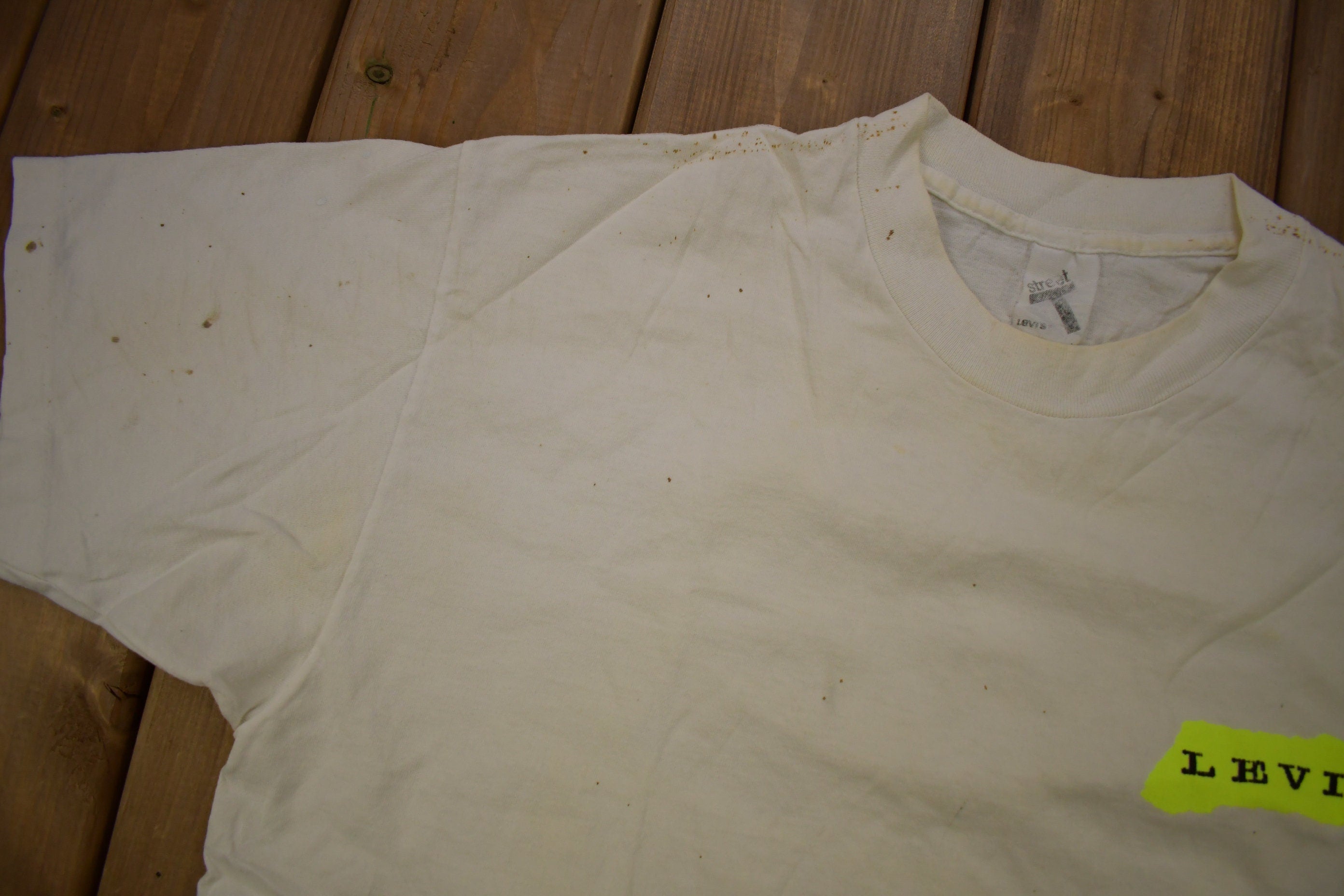 Vintage 1989 Levi's 501 Basketball Graphic T Shirt