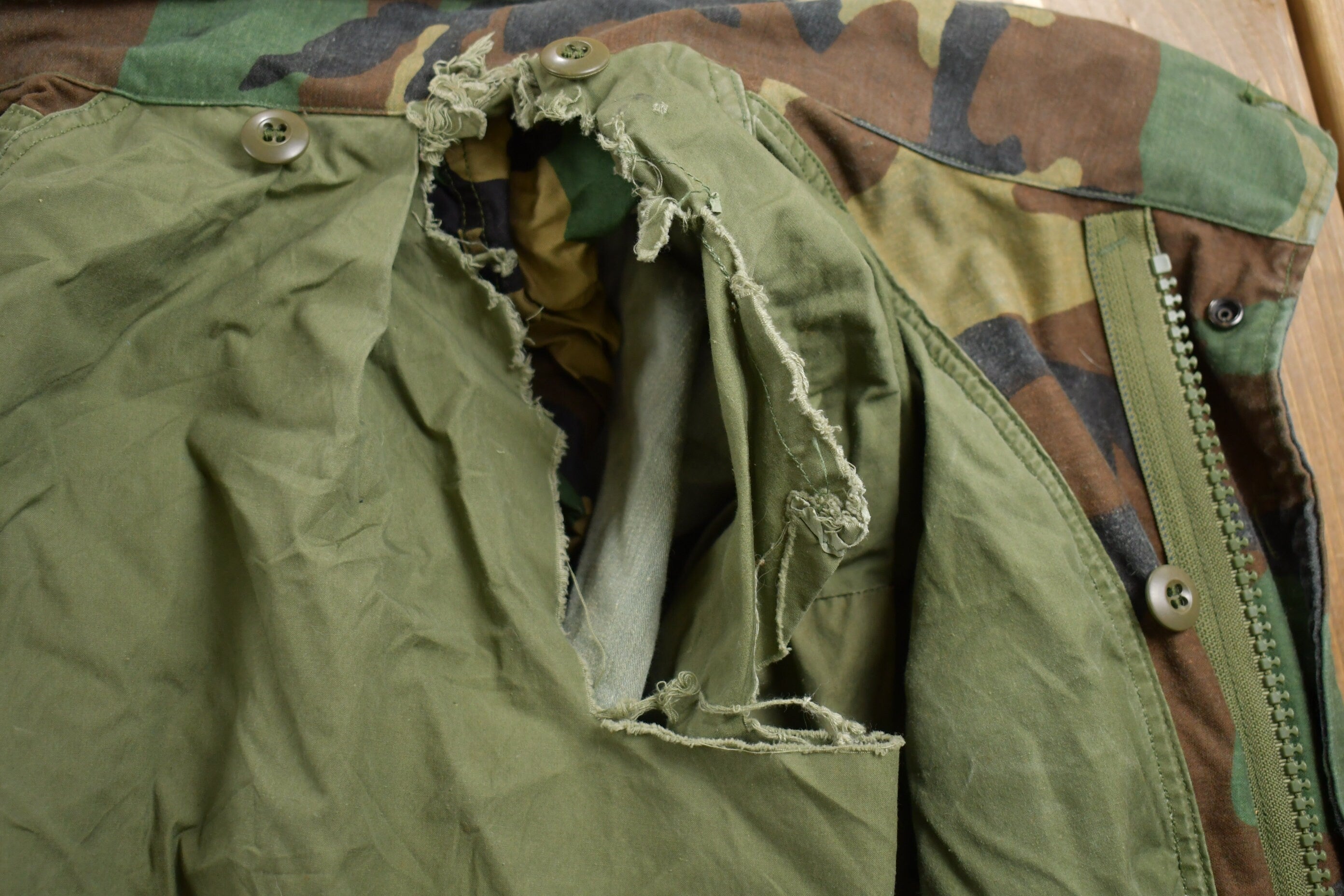 Vintage 1990s Army Woodland Camo Military Field Jacket
