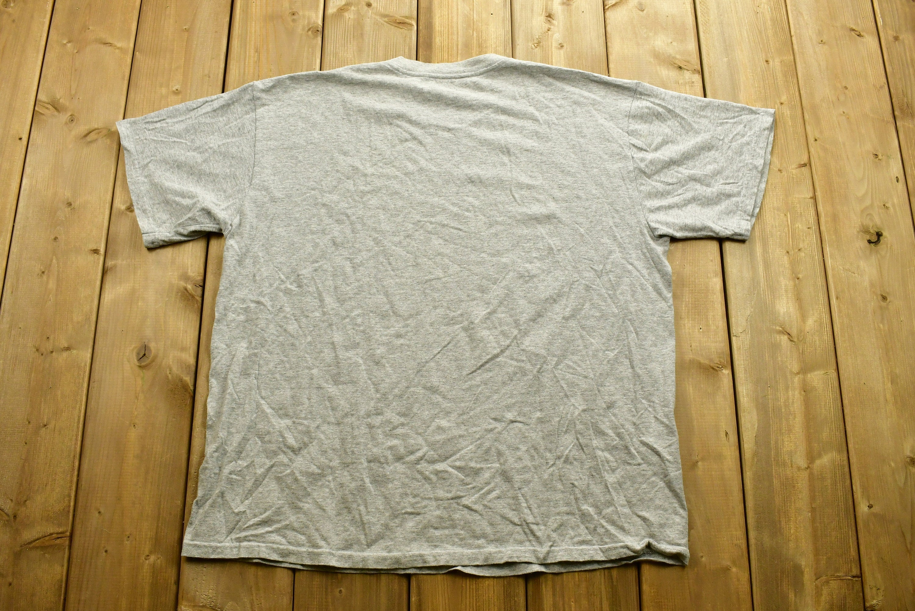 Vintage 1990s Nike Middle Swoosh Graphic T-Shirt