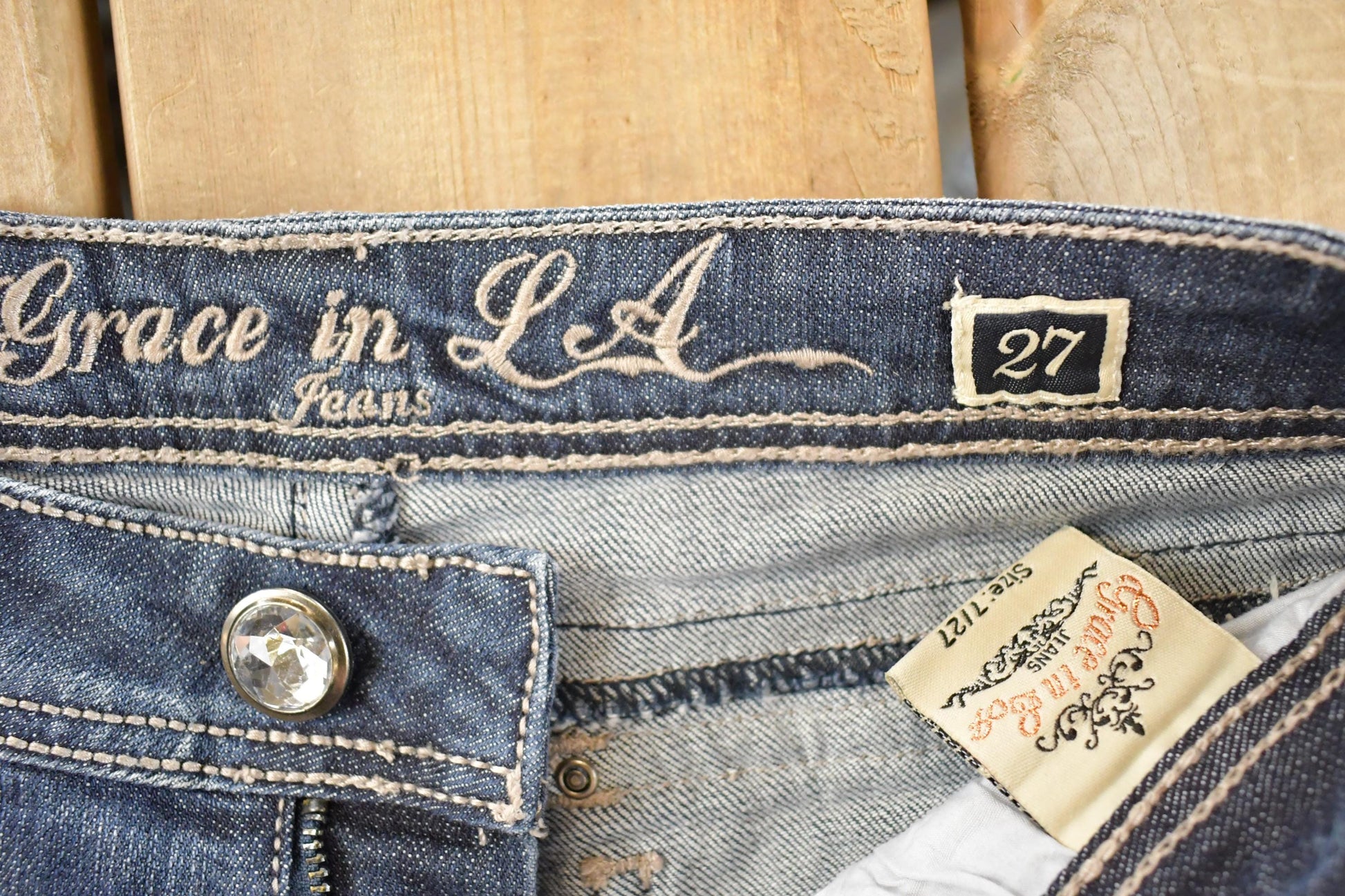 Vintage Deadstock Y2K Grace In LA Bedazzled Bootcut Low Rise Jeans Women's Size 27 x 32