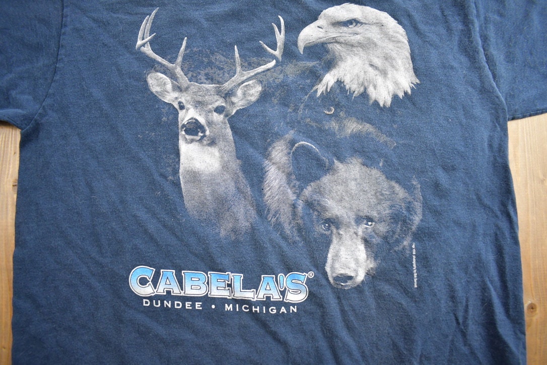 Vintage 1998 Cabelas Dundee Michigan Single Stitch Graphic T Shirt Made In USA