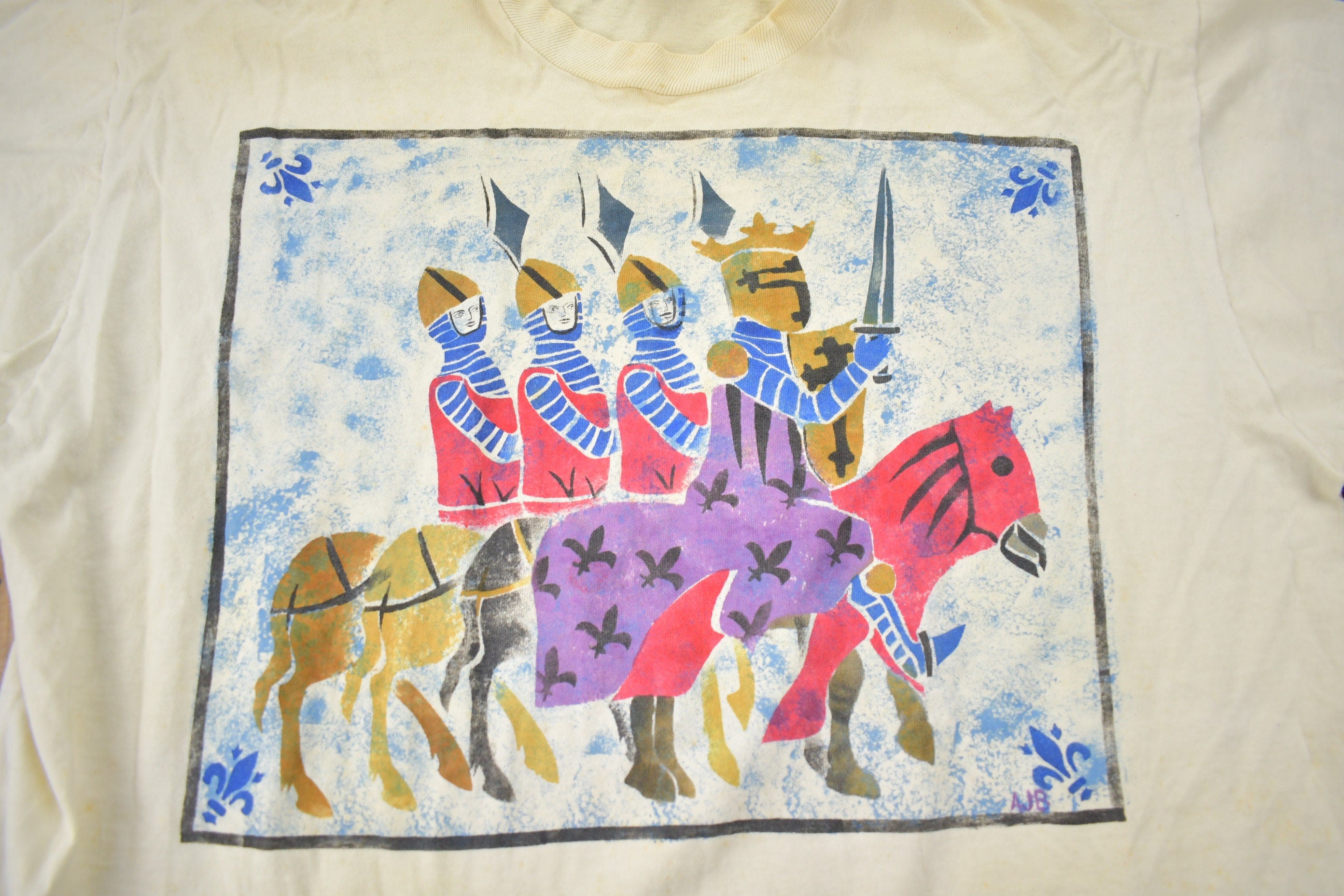 Vintage 1990s Animated Knights Graphic T-Shirt