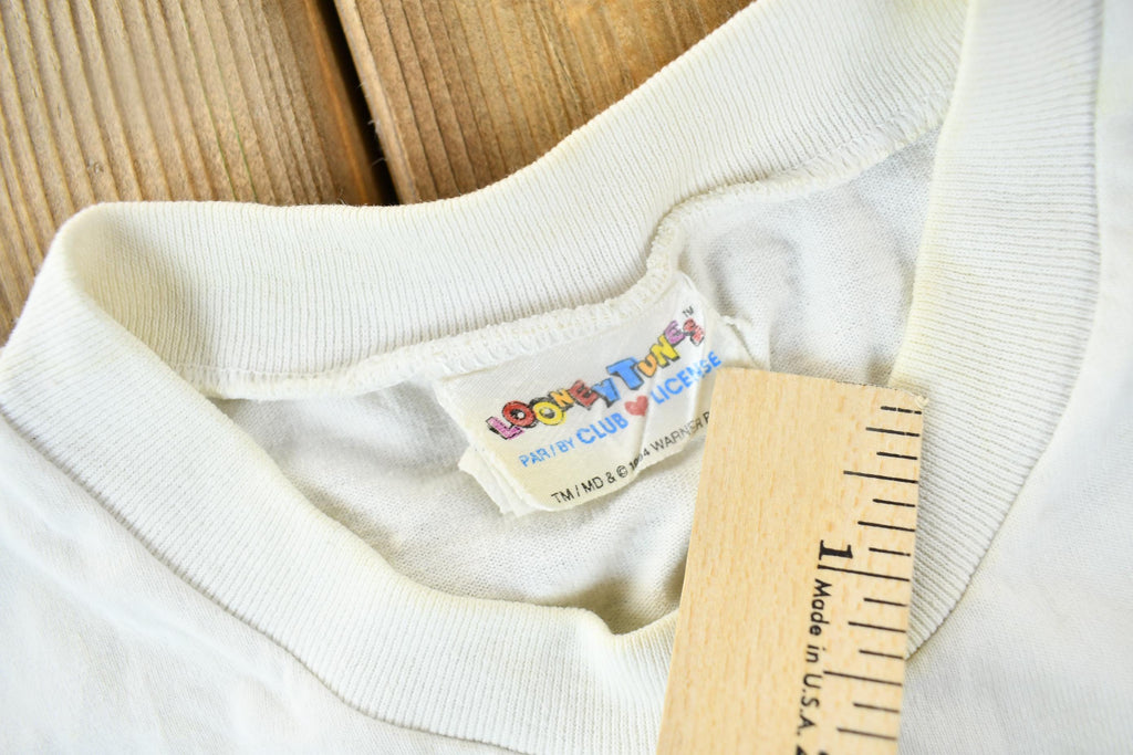 Vintage 1995 Looney Tunes Bugs Bunny Youth Size T-Shirt