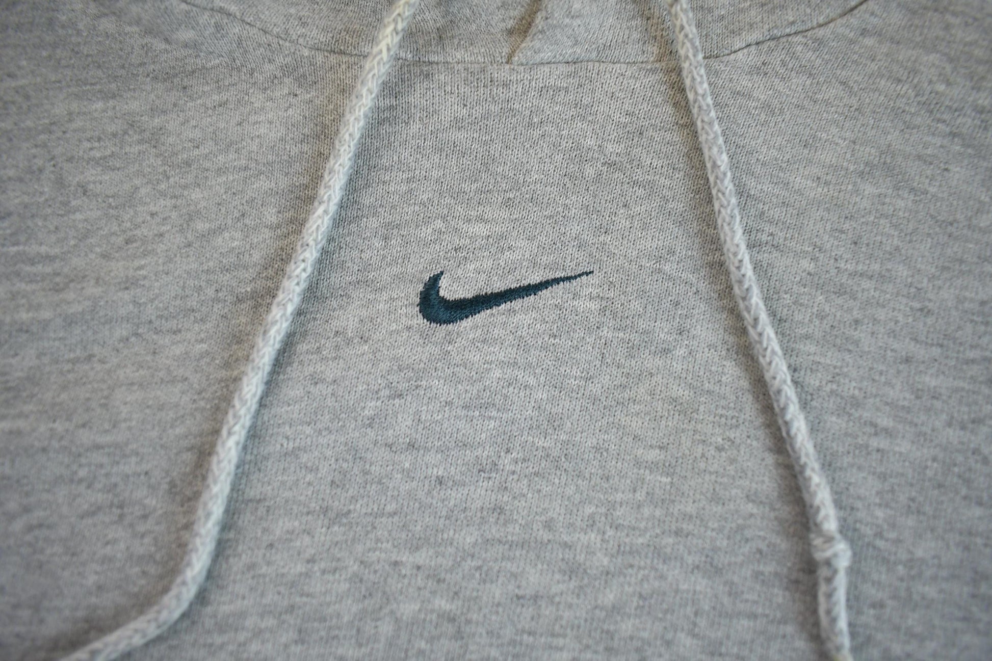 Vintage Y2K Nike Embroidered Mini Middle Swoosh Hoodie