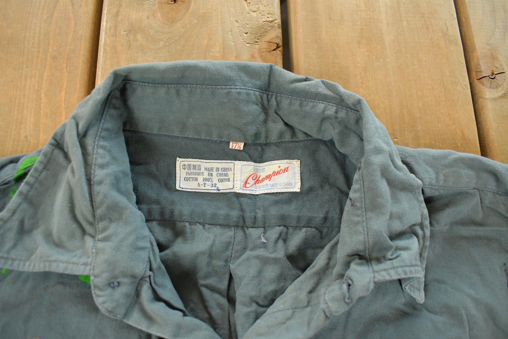 Vintage 1960s Champion Paint Splatter Button Up Shirt Men's Large  Workwear Shirt  True Vintage  Distressed