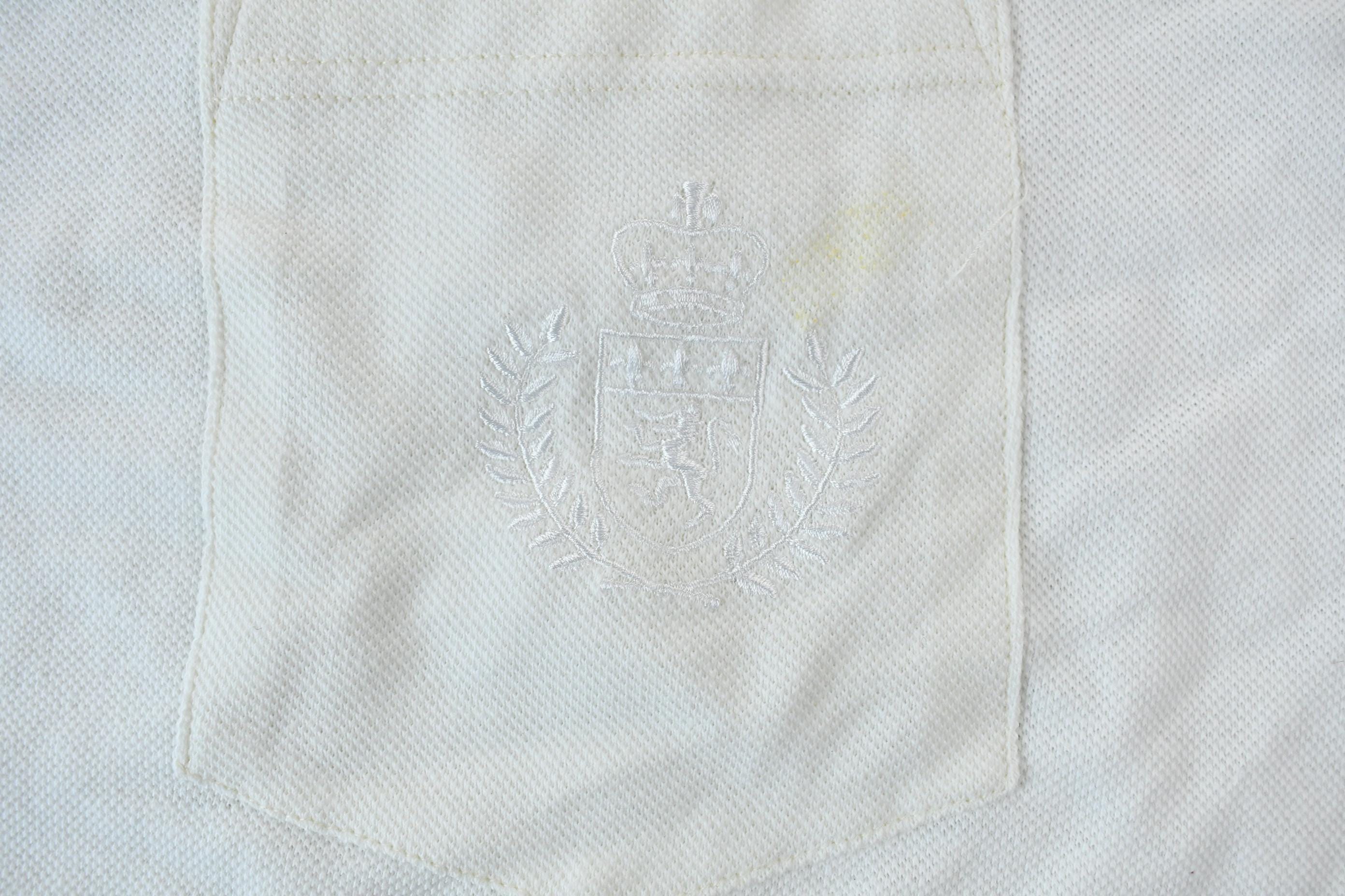 Vintage 1990s Polo Jeans Co. Textured Embroidered Logo V-Neck T-Shirt