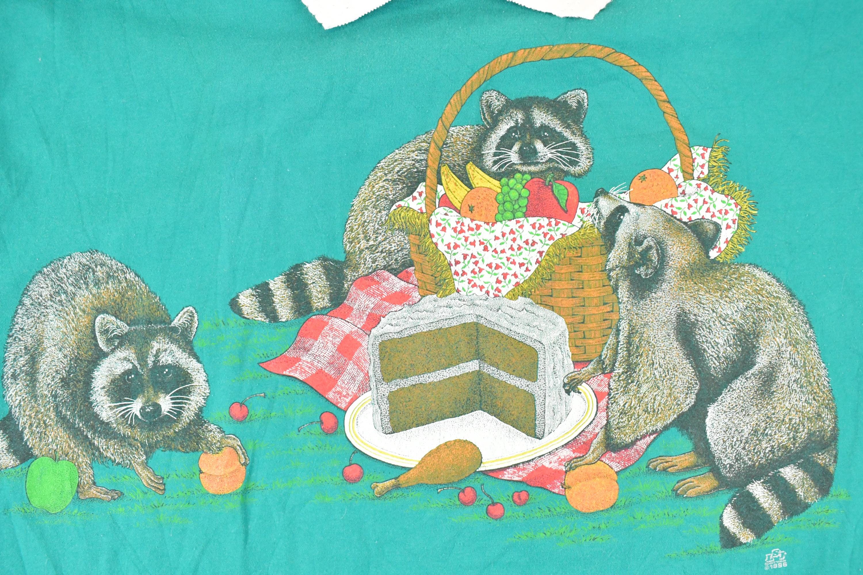 Vintage 1996 Cotton Grove Naughty Racoons FAB Nature Animal Graphic Collared T-Shirt Men's